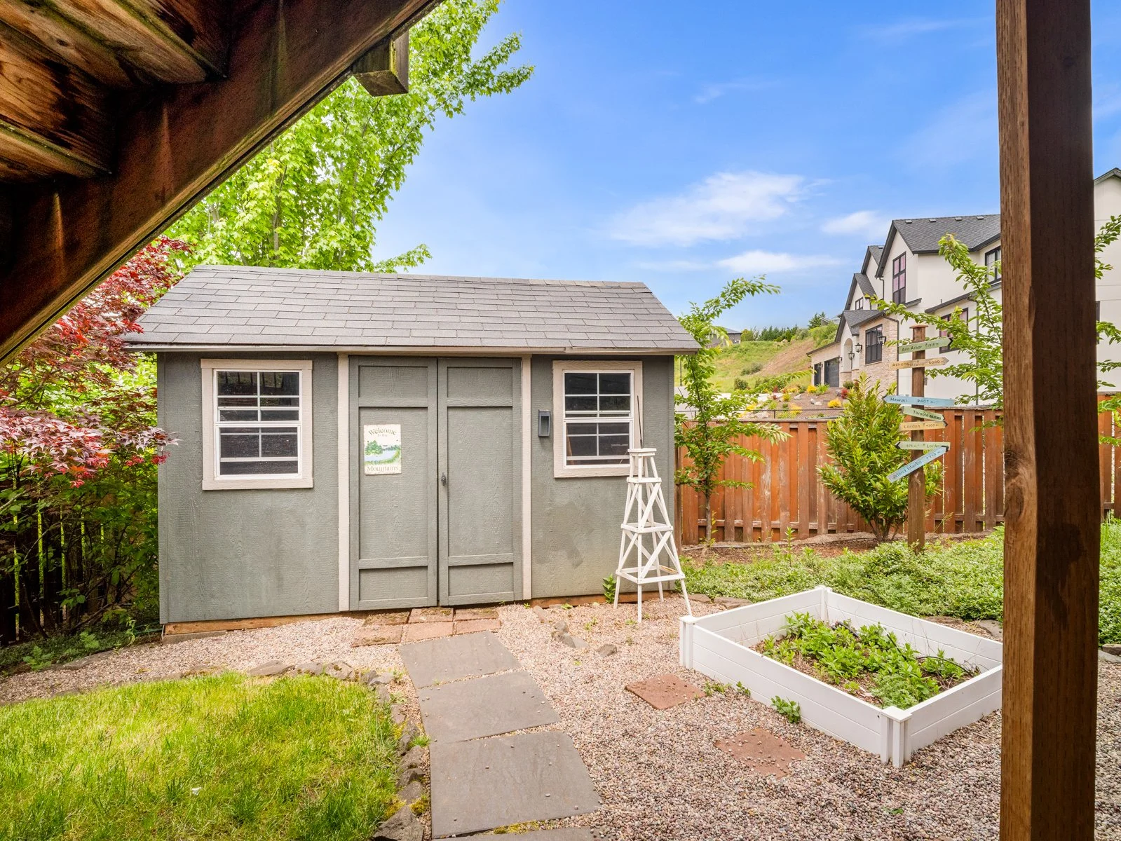 1420 NW Goodwin St-53.jpg