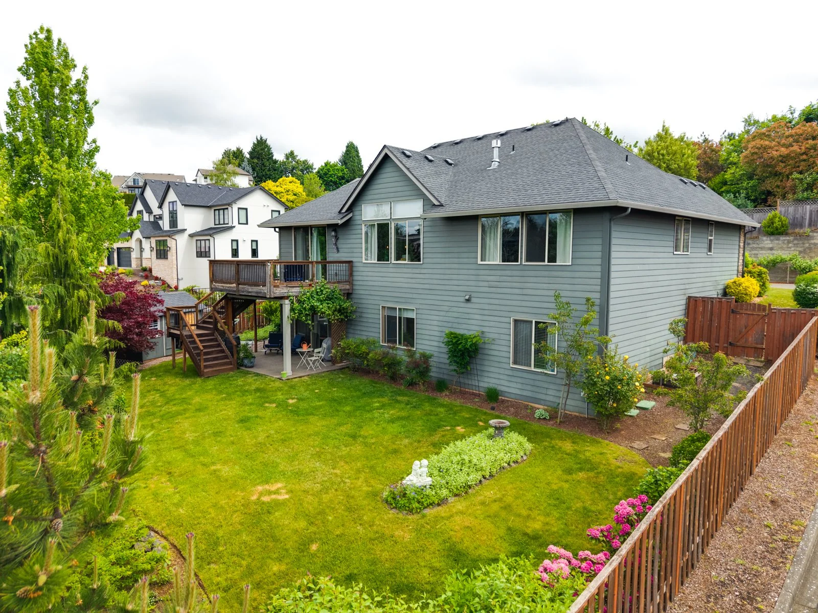 1420 NW Goodwin St-62.jpg
