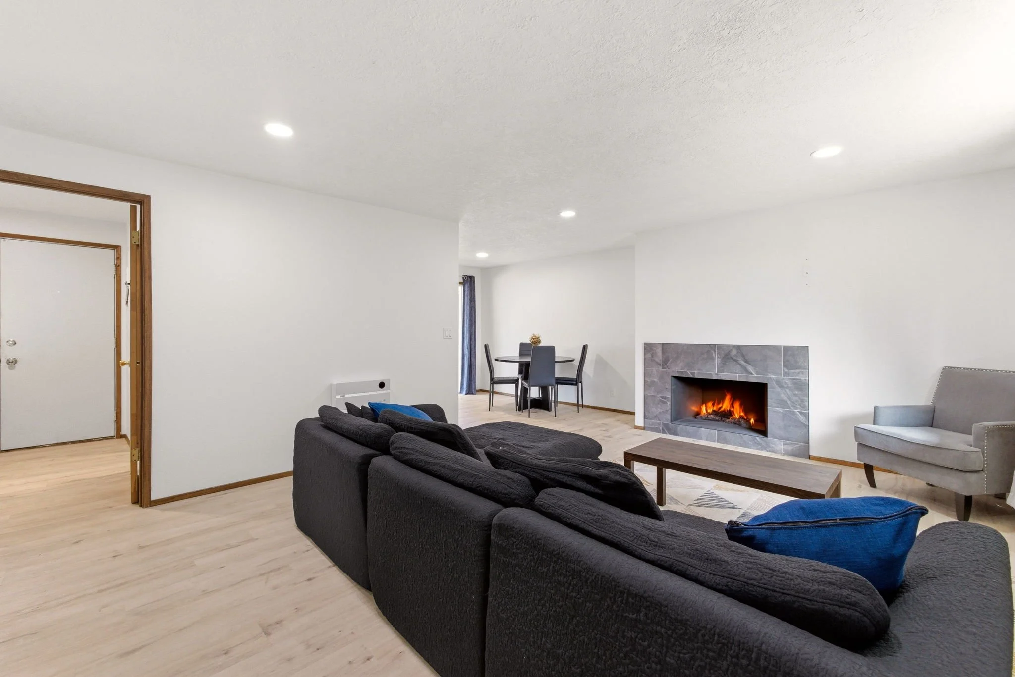12-web-or-mls-Kyle_Conway_-_3836_SE_91st_Ave_012.jpg