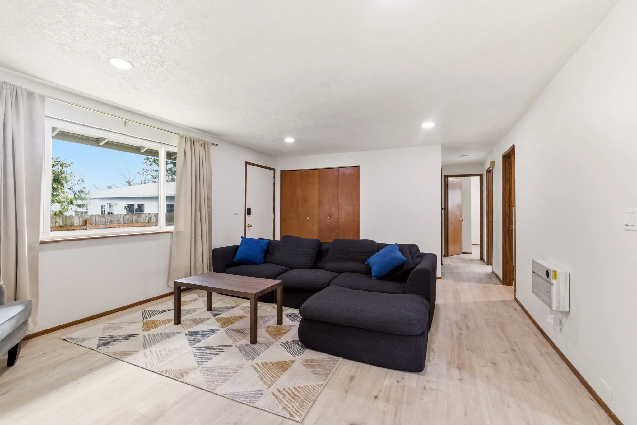14-web-or-mls-Kyle_Conway_-_3836_SE_91st_Ave_014.jpg