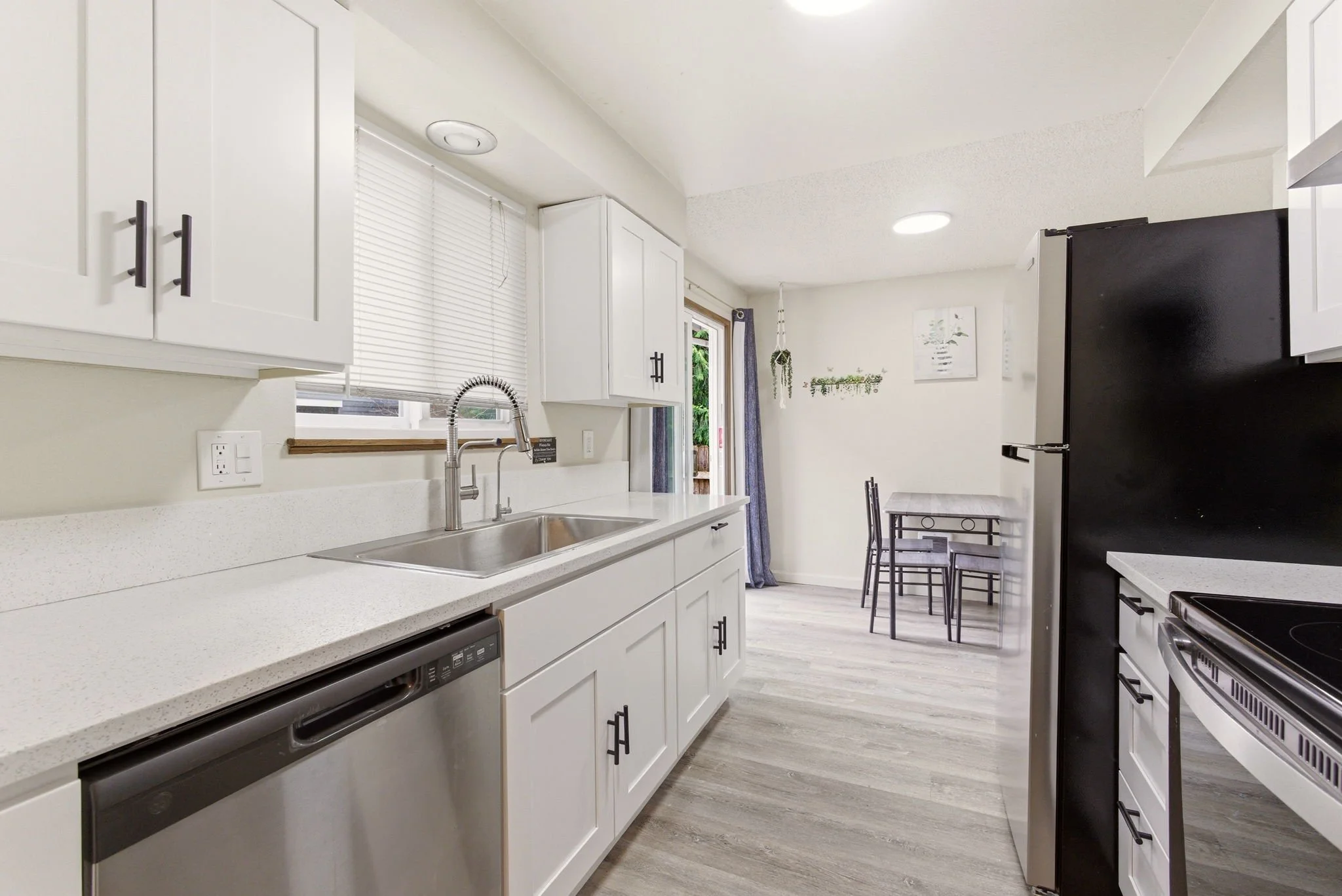 18-web-or-mls-Kyle_Conway_-_3836_SE_91st_Ave_018.jpg