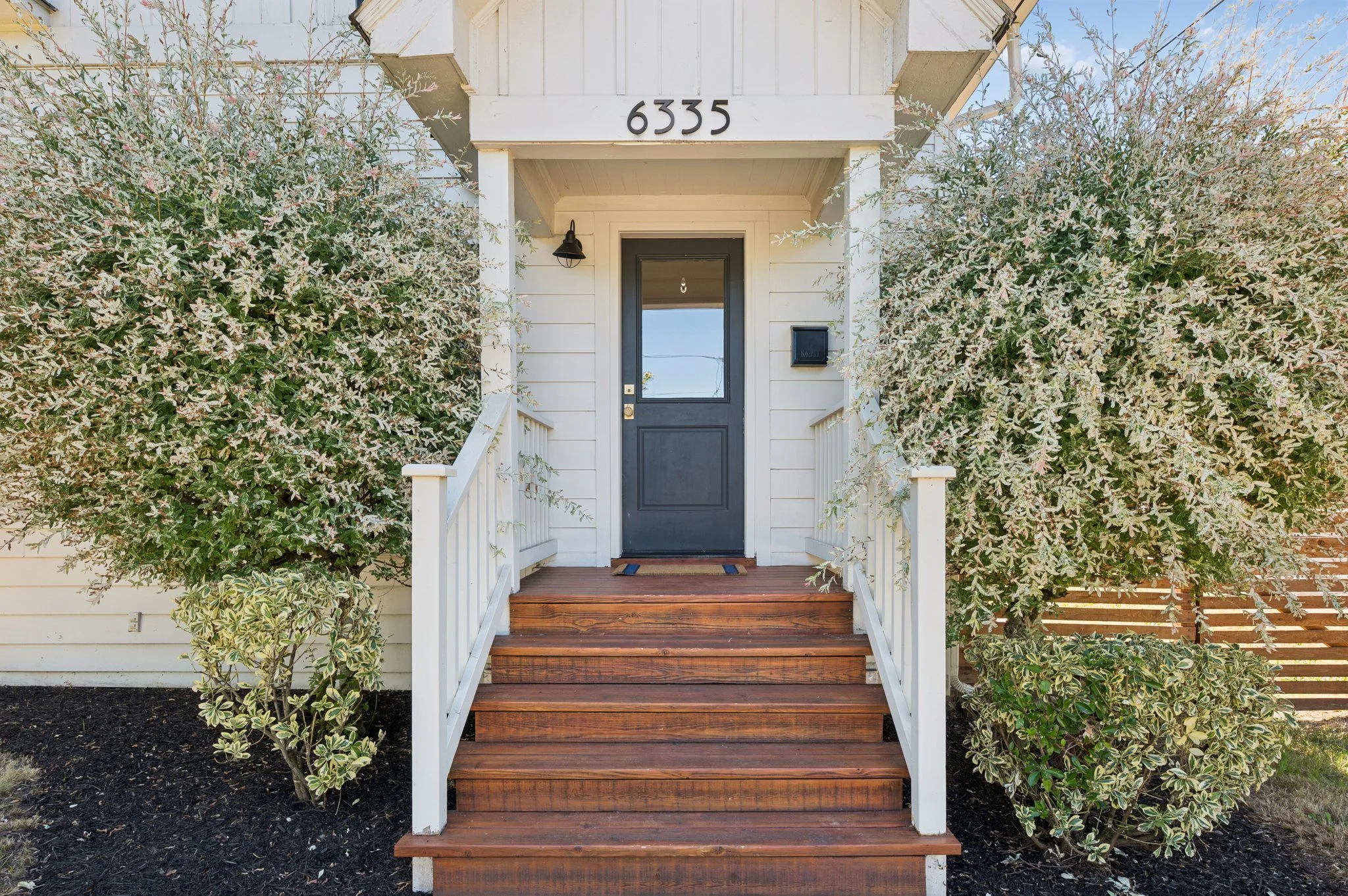 016.jpg