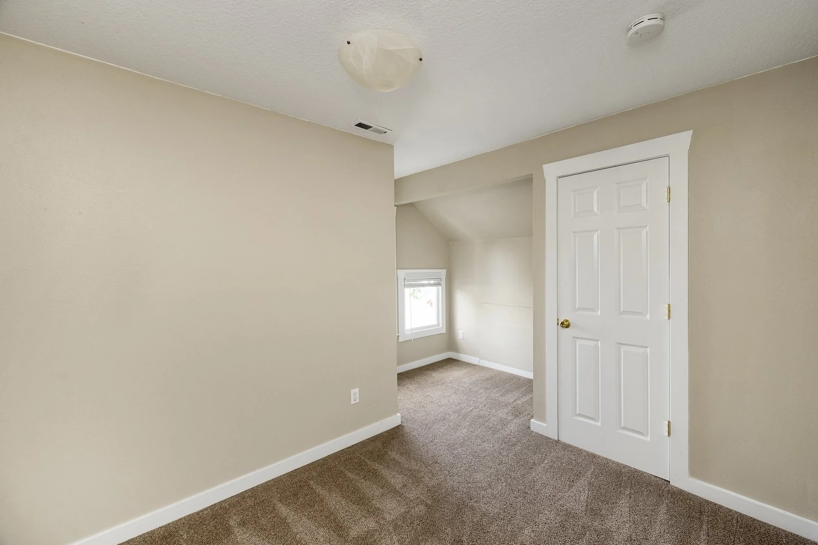 third bed angle windows.jpg