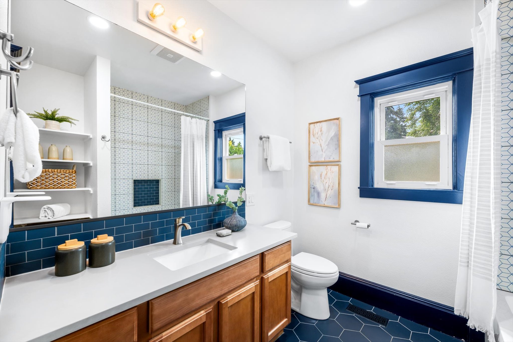 32-260805 4929 SW 63rd Ave - 036.jpg