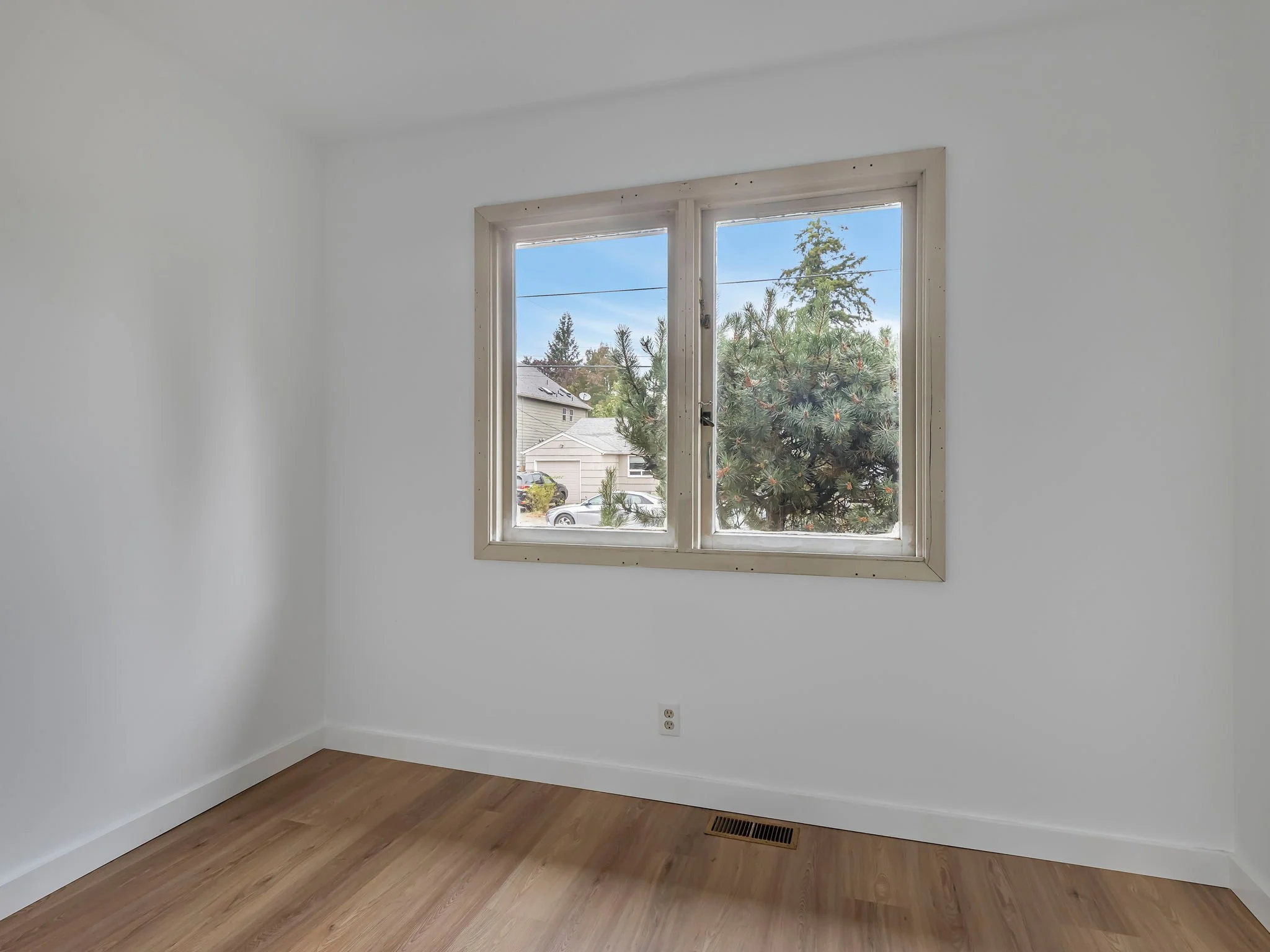 7626 SE Carlton St, Portland-24.jpg