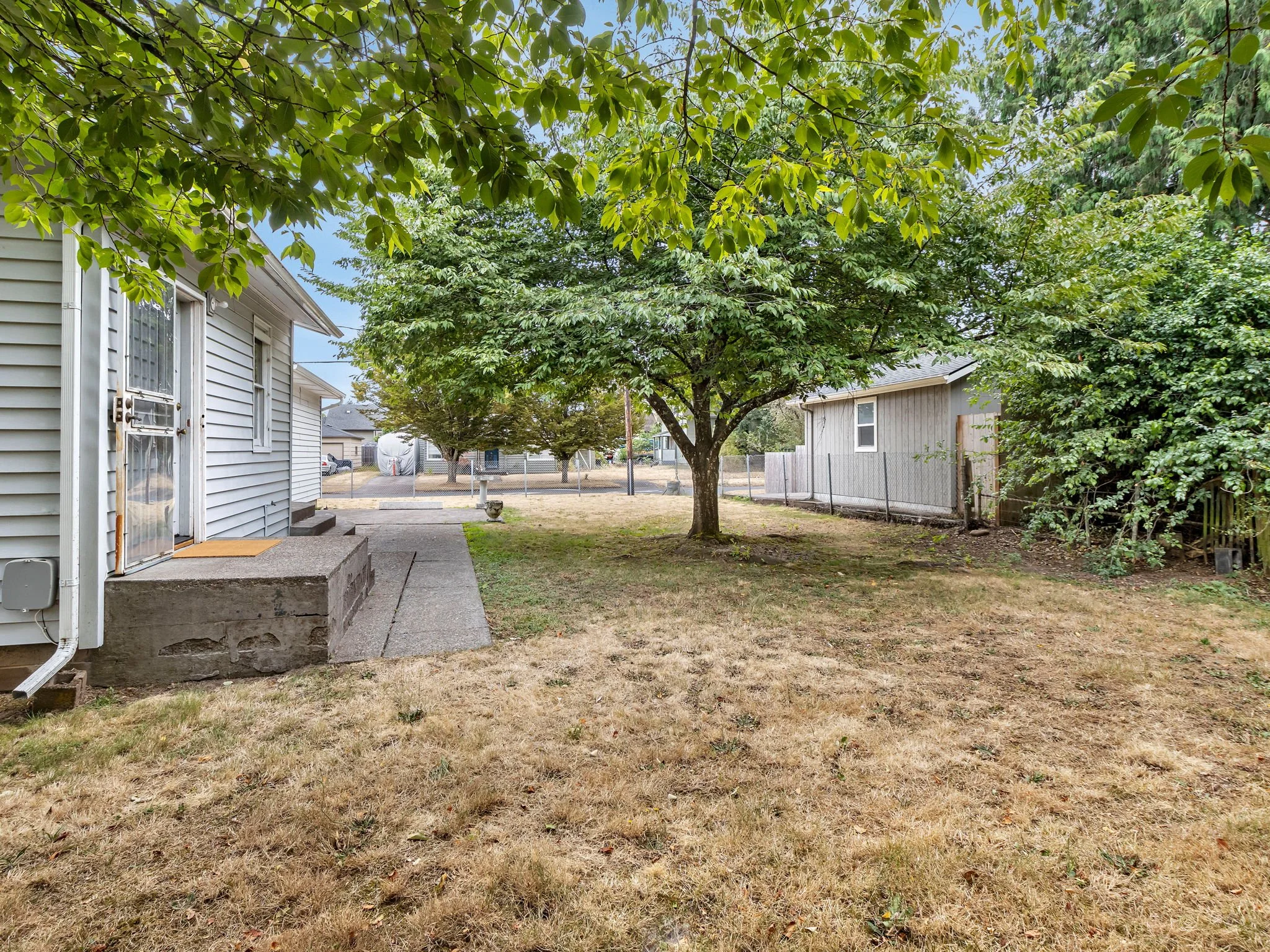 7626 SE Carlton St, Portland-8.jpg