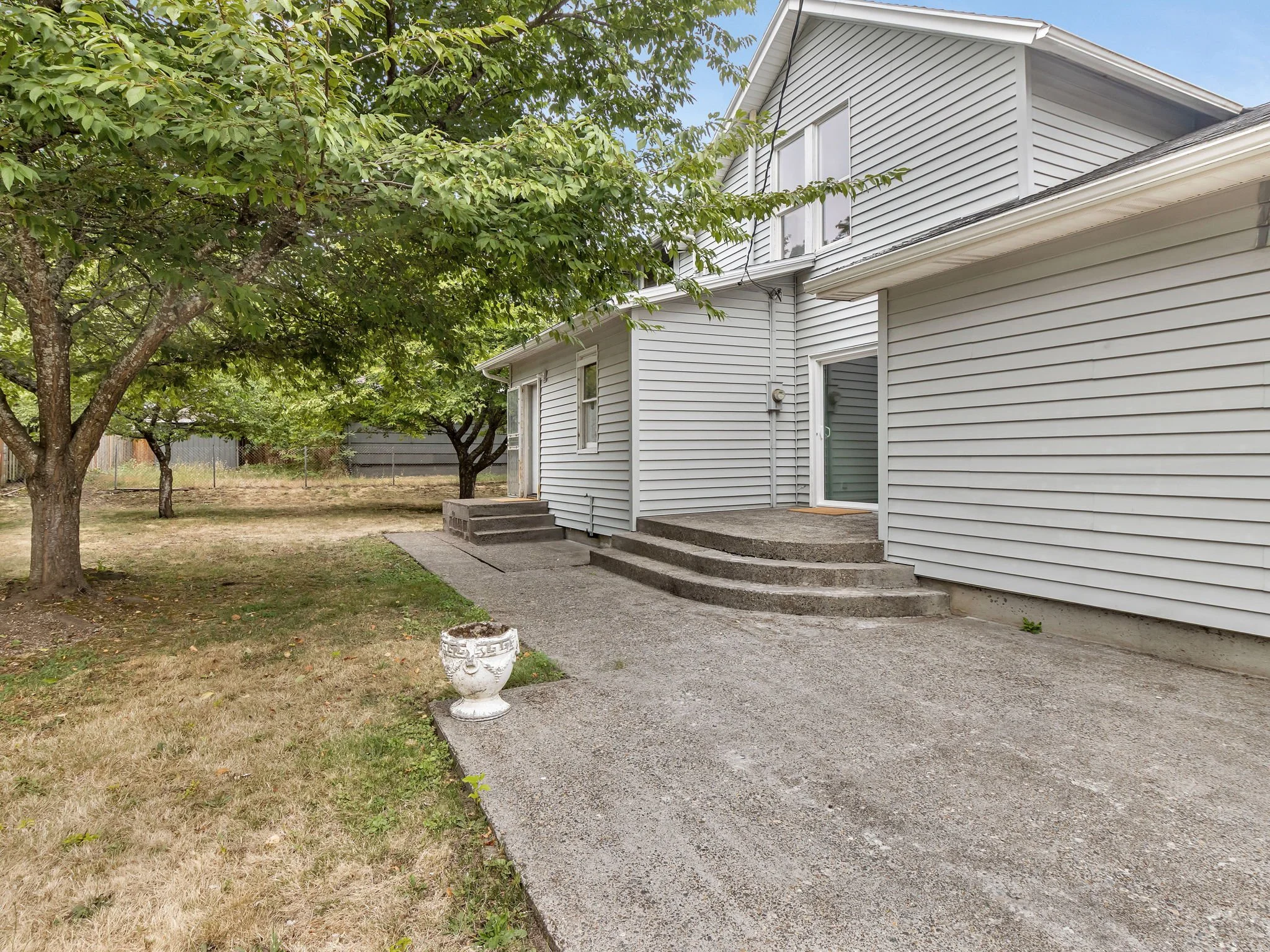 7626 SE Carlton St, Portland-11.jpg