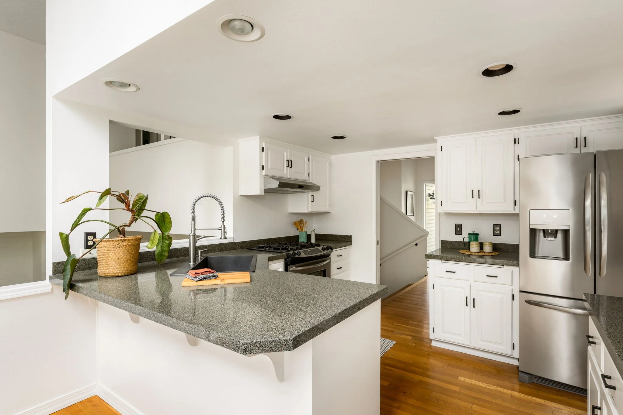 25-120 SW 102nd Ave, Portland, OR-32.jpg