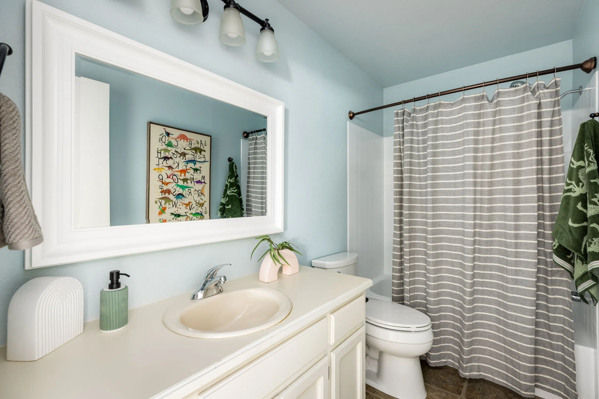 42-120 SW 102nd Ave, Portland, OR-52.jpg