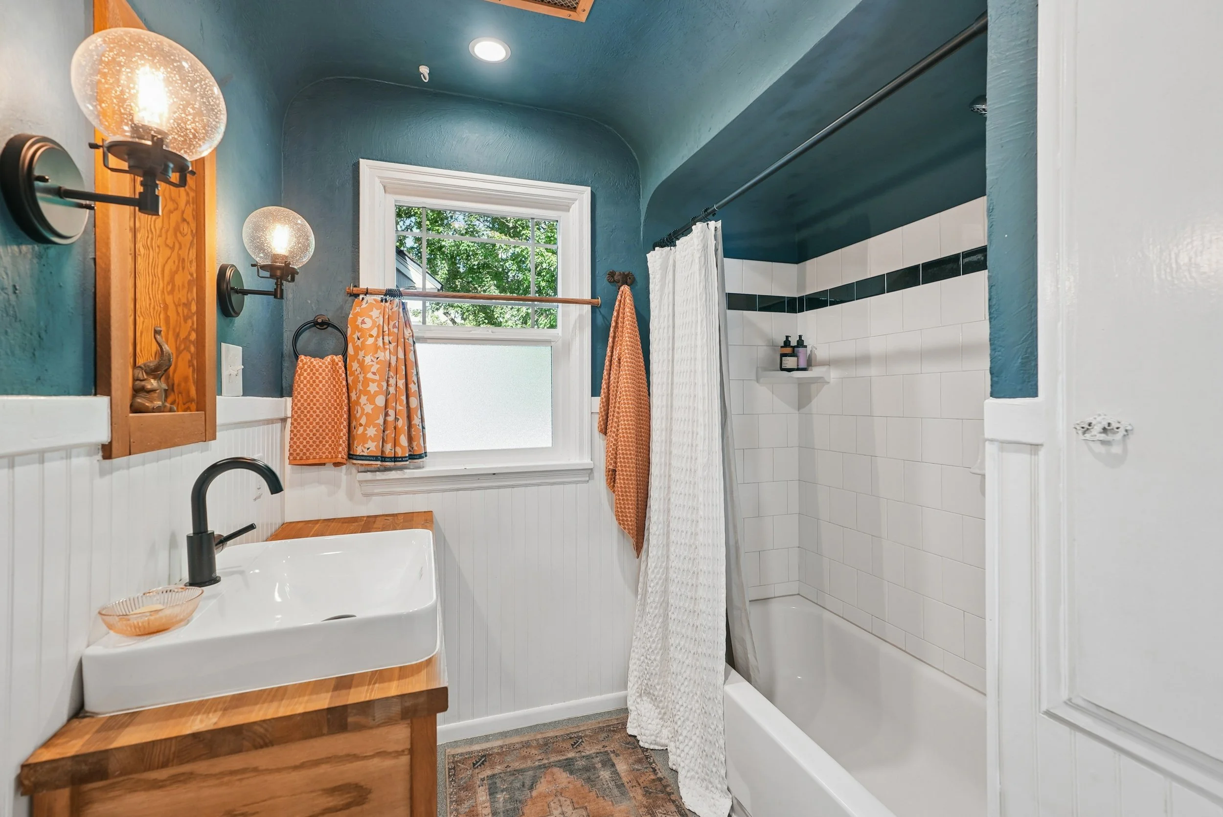 07-Bath-2.jpg