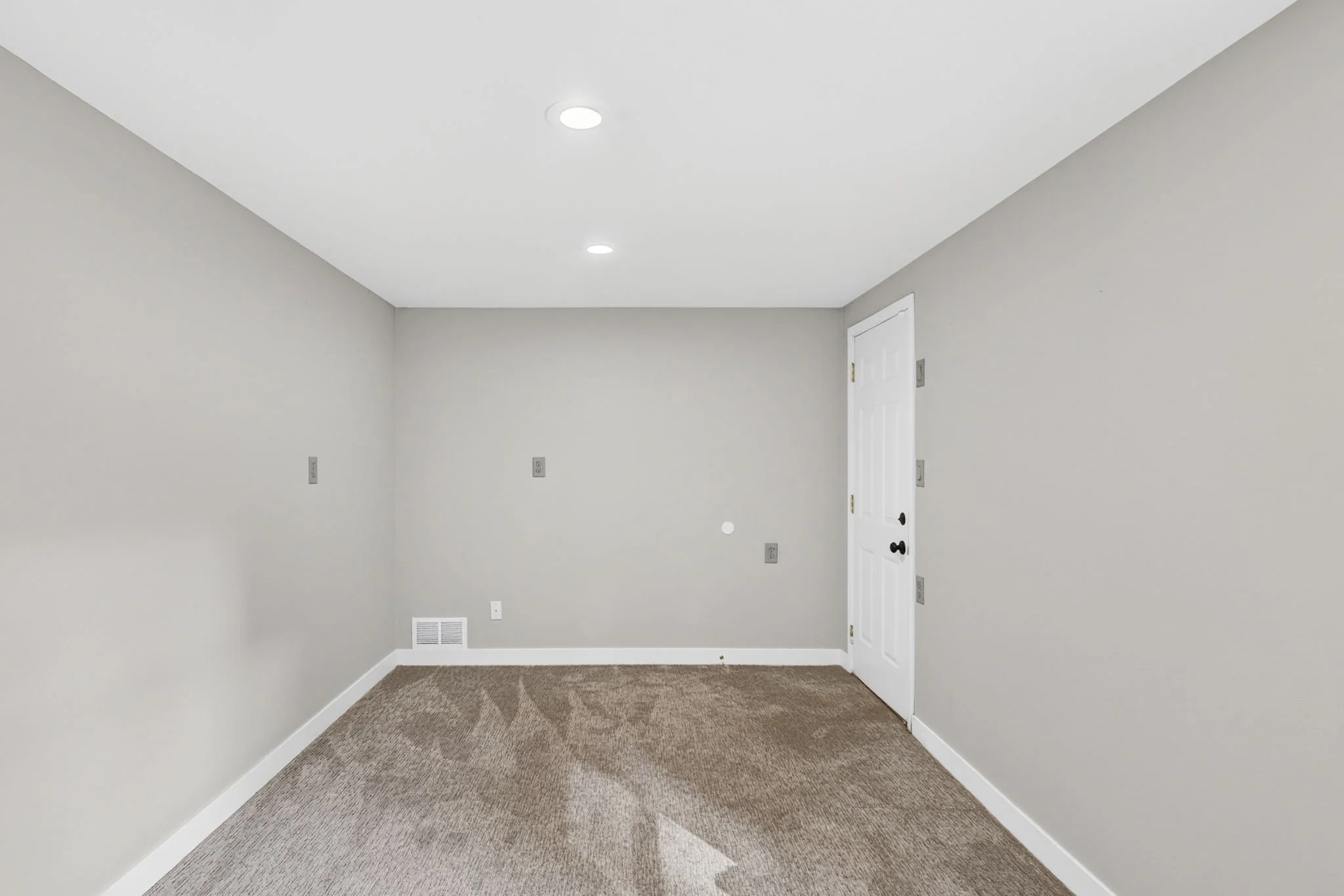 7419 SE Reedway St-23.jpg