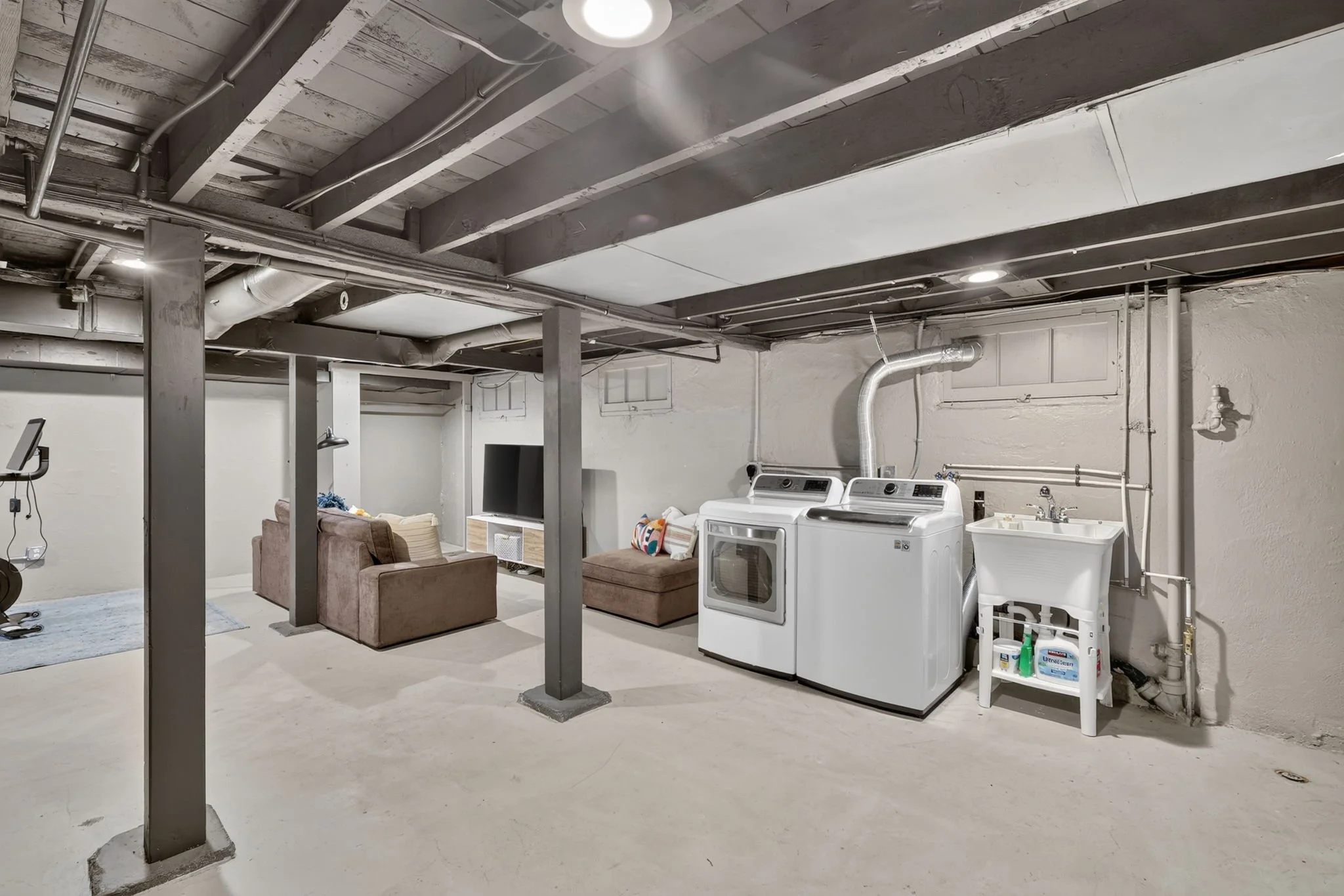 7419 SE Reedway St-25.jpg