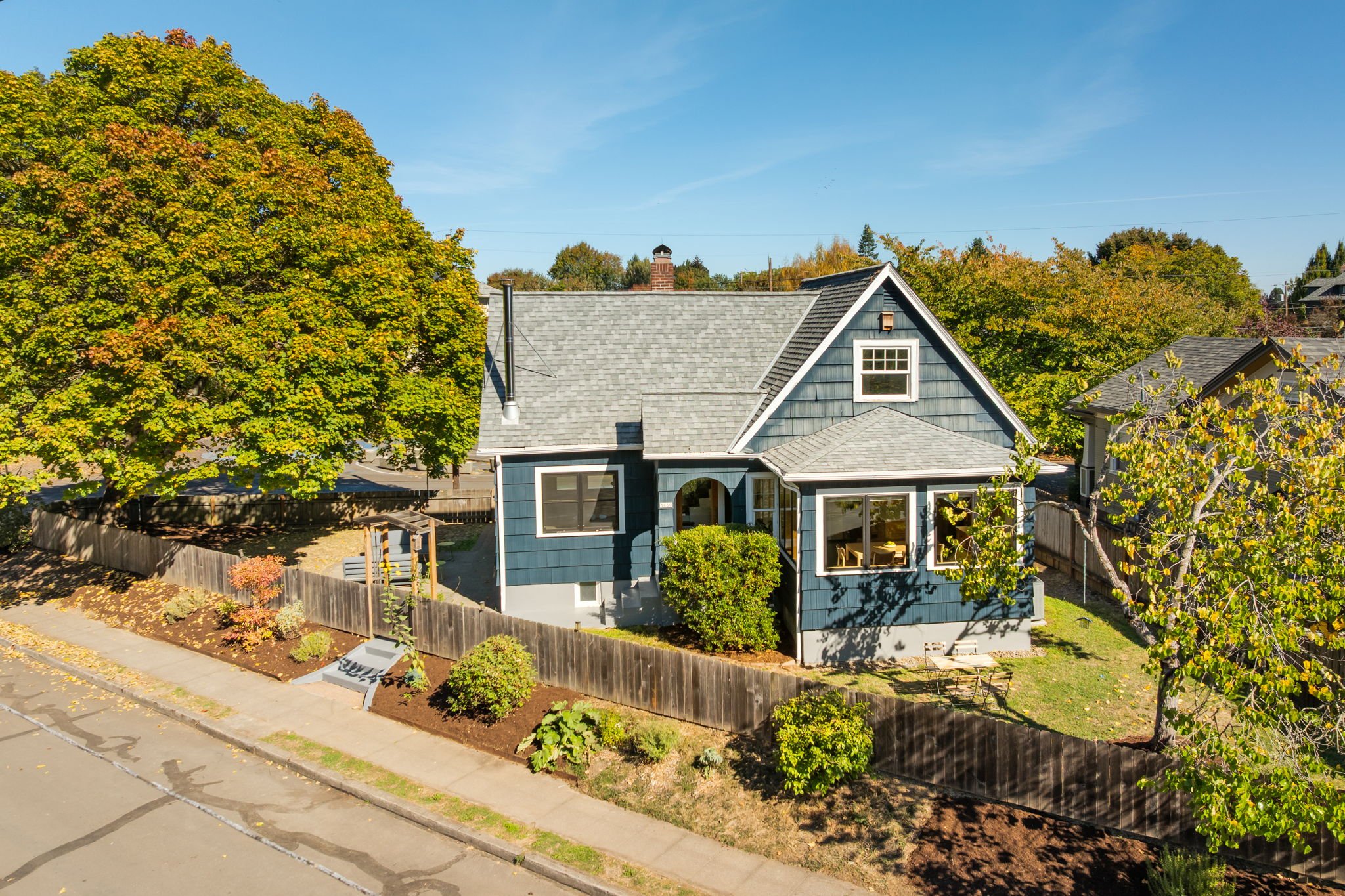 3860 N Melrose Dr, Portland, OR-2.jpg
