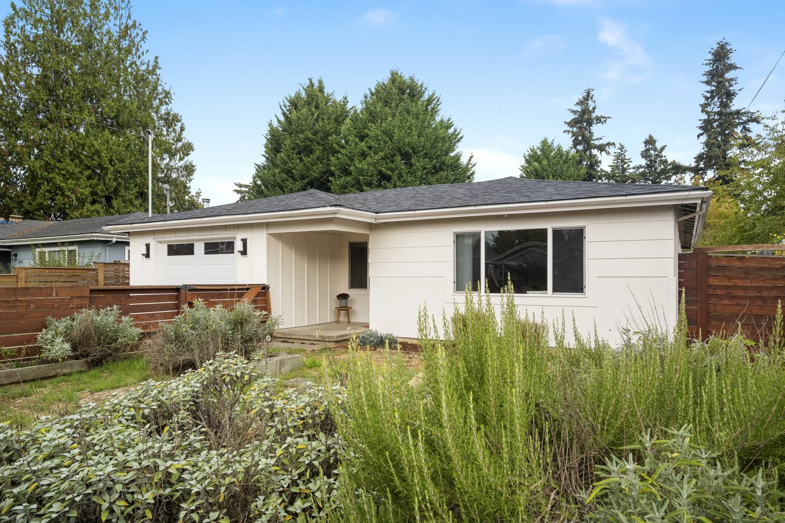 Lovingly Updated Brentwood-Darlington Ranch