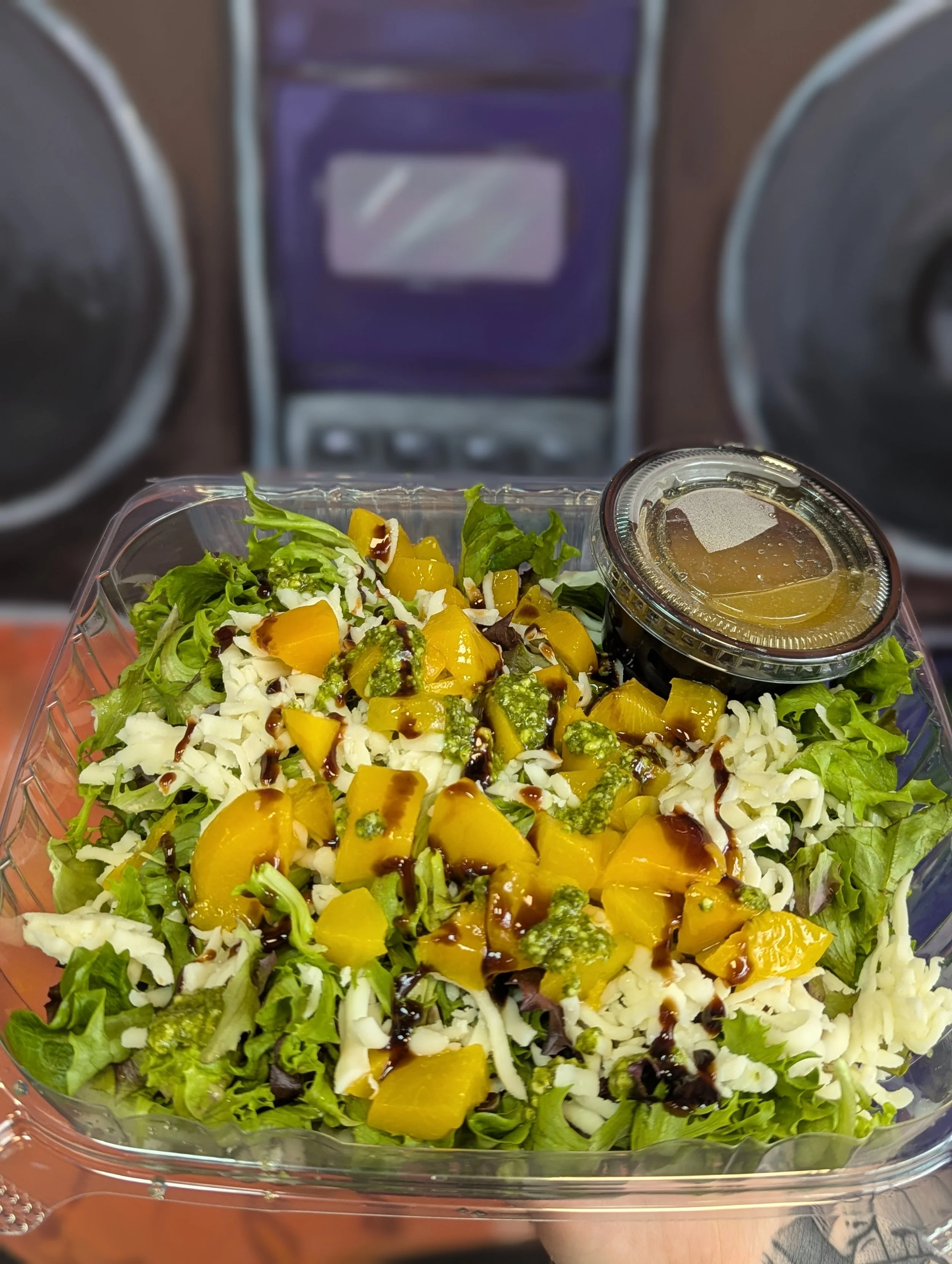 Papa Don’t Peach Salad
Lettuce, peaches, mozzarella cheese, pesto, balsamic glaze, peach jam vinaigrette
