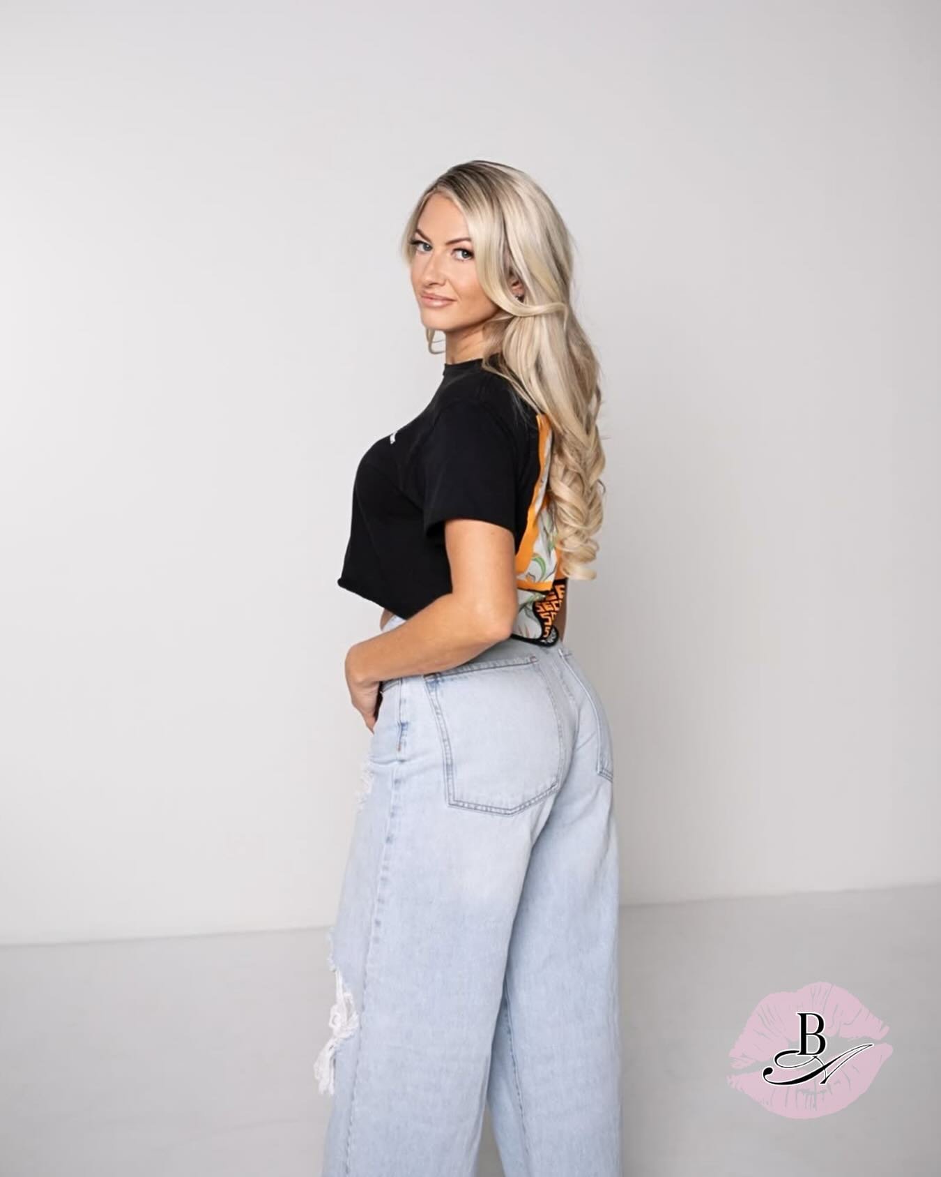 This beauty’s glow was as stunning as her! (An older tan, but the glow is timeless) 🤩
Bronzed Affair is now our new name, and the glow is next level💋
— Formerly GLOonthego Tanning
