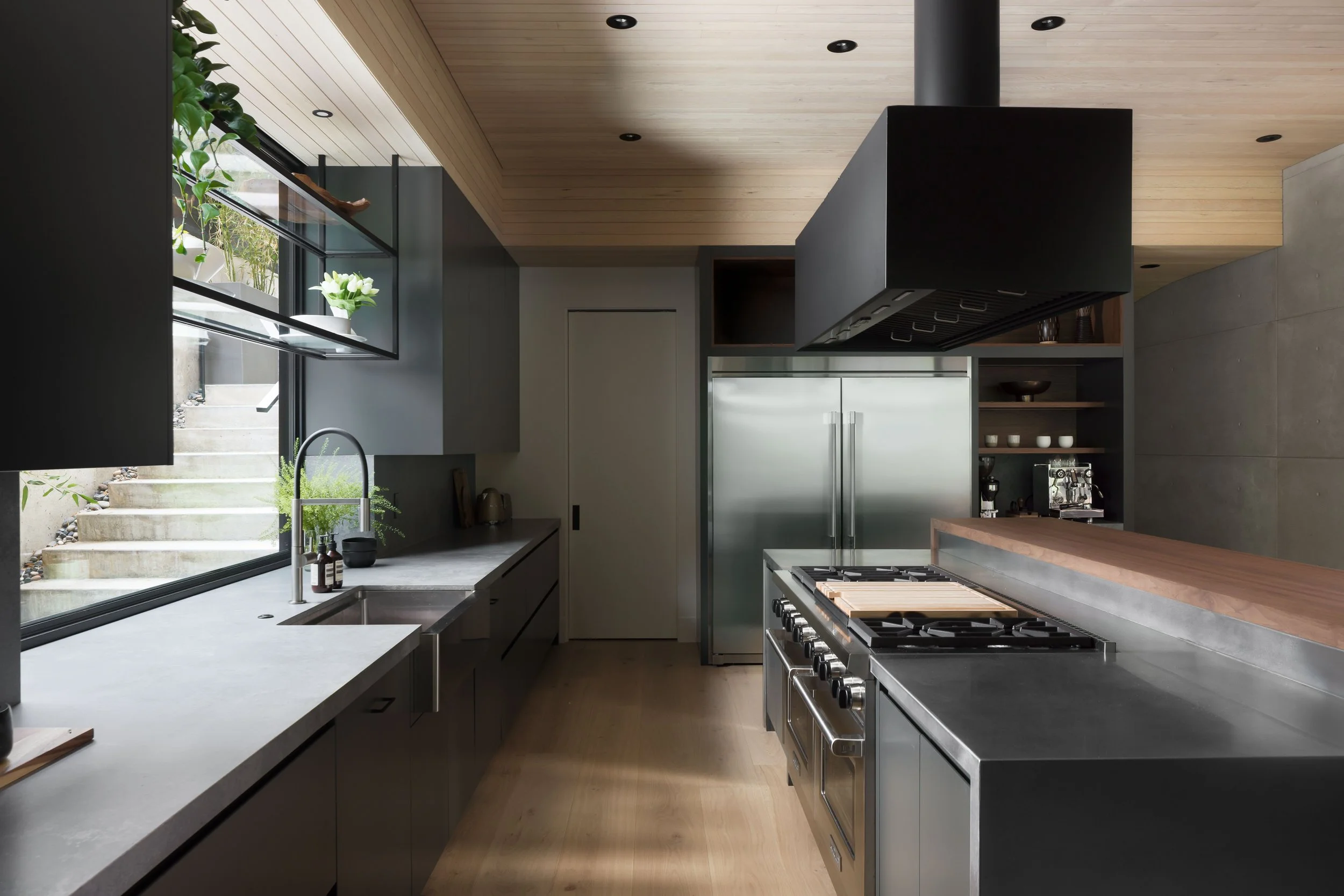 Obsidian - 4700 Pheasant Pl (North Vancouver) - Robert Blaney Design - 6.jpg