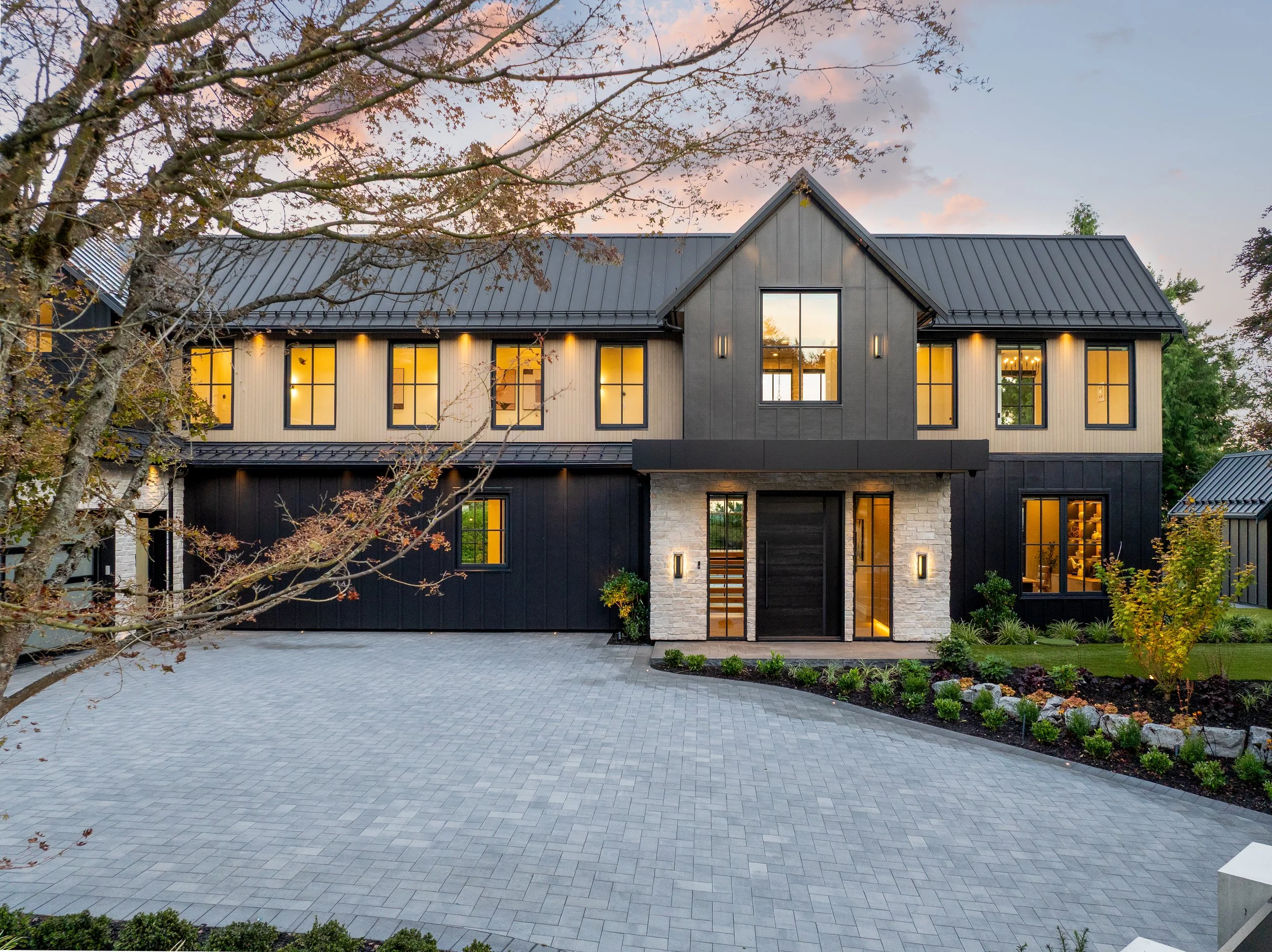 4589 Woodgreen Drive_Goldcon-8.jpg