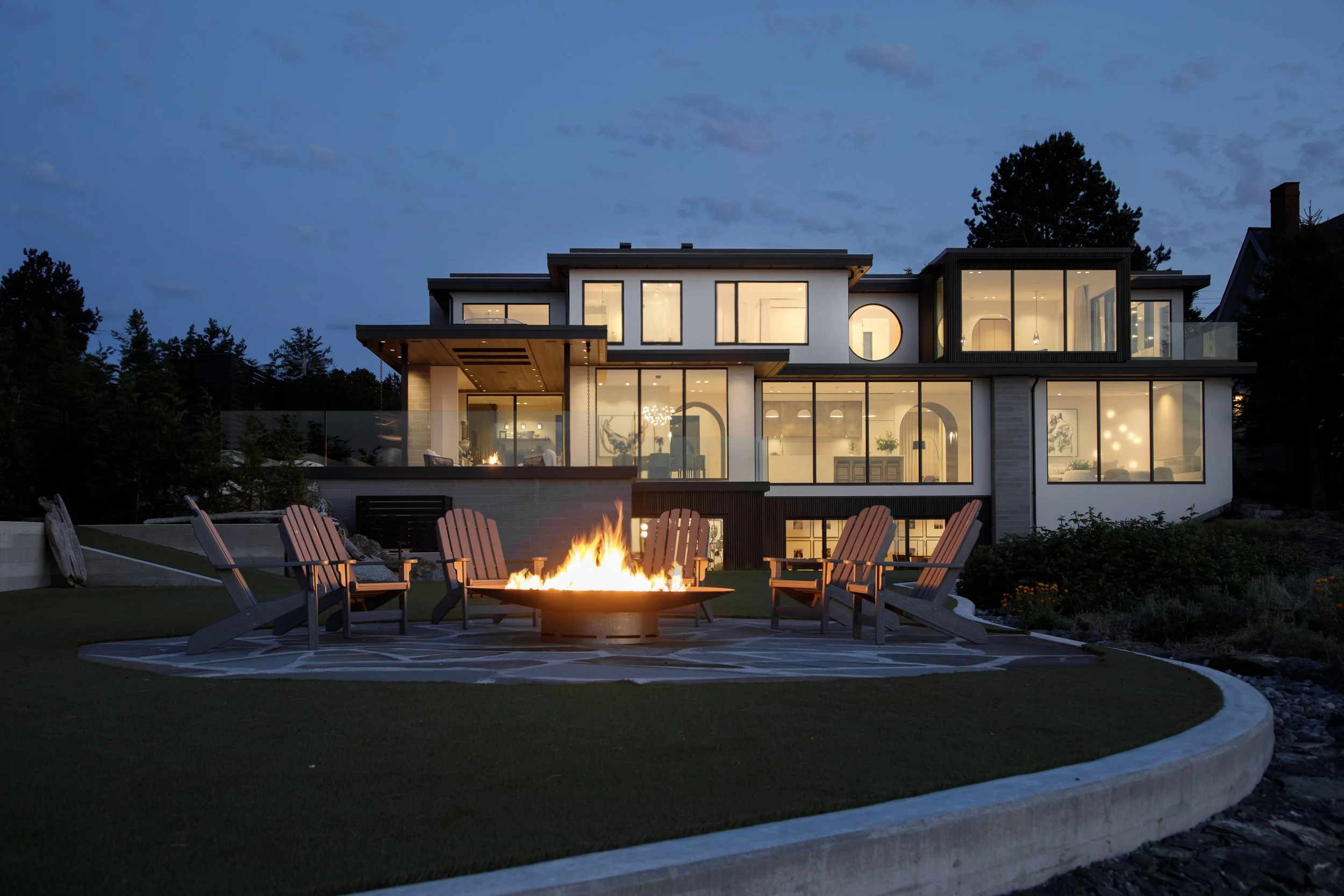 WHITEROCK-back(1of1).jpg
