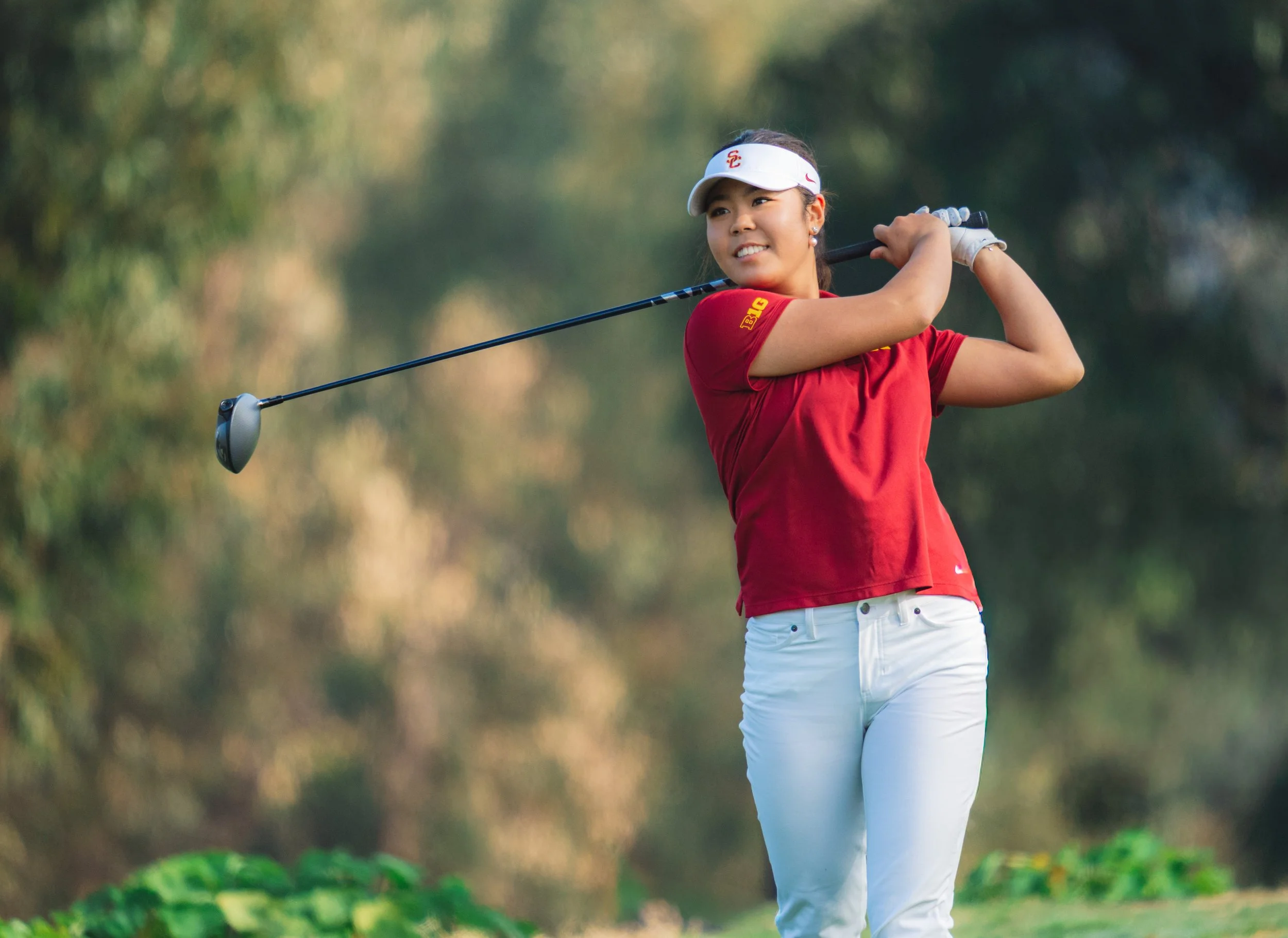 PALOS VERDES ESTATES, CA - FEBRUARY 2: Jasmine Koo of USC tees off during the Therese Hession Regional Challenge at the Palos Verdes Golf Club on February 2, 2025 in Palos Verdes Estates, California. (Photo by Cary Qian/USC Athletics)