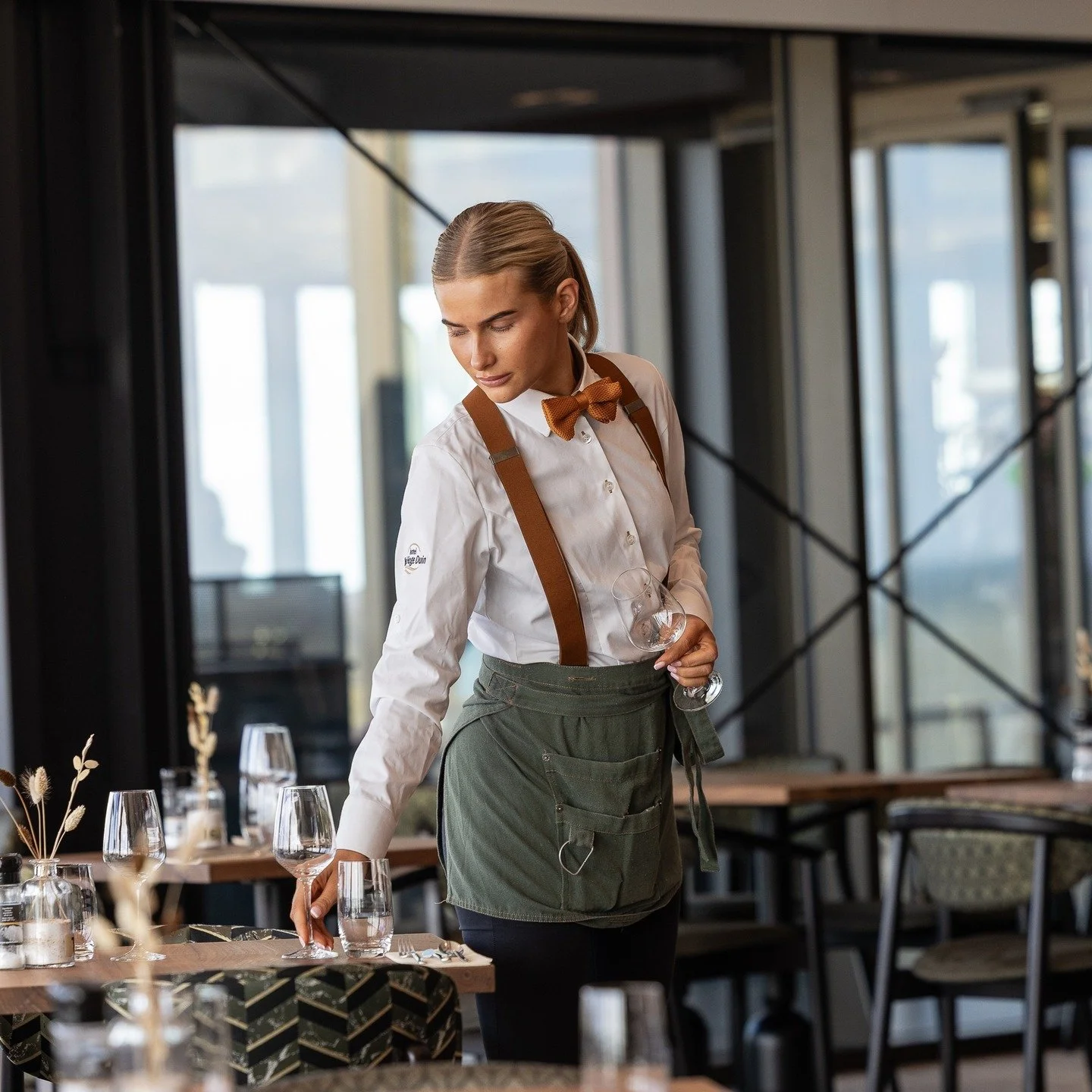 Sun, sea, and love 🤍
These images were created at Strandhotel Het Hoge Duin, where I photographed a wedding while also capturing visuals to help the hotel present itself as a wedding destination. A place where romance meets the coast.

#weddingphoto