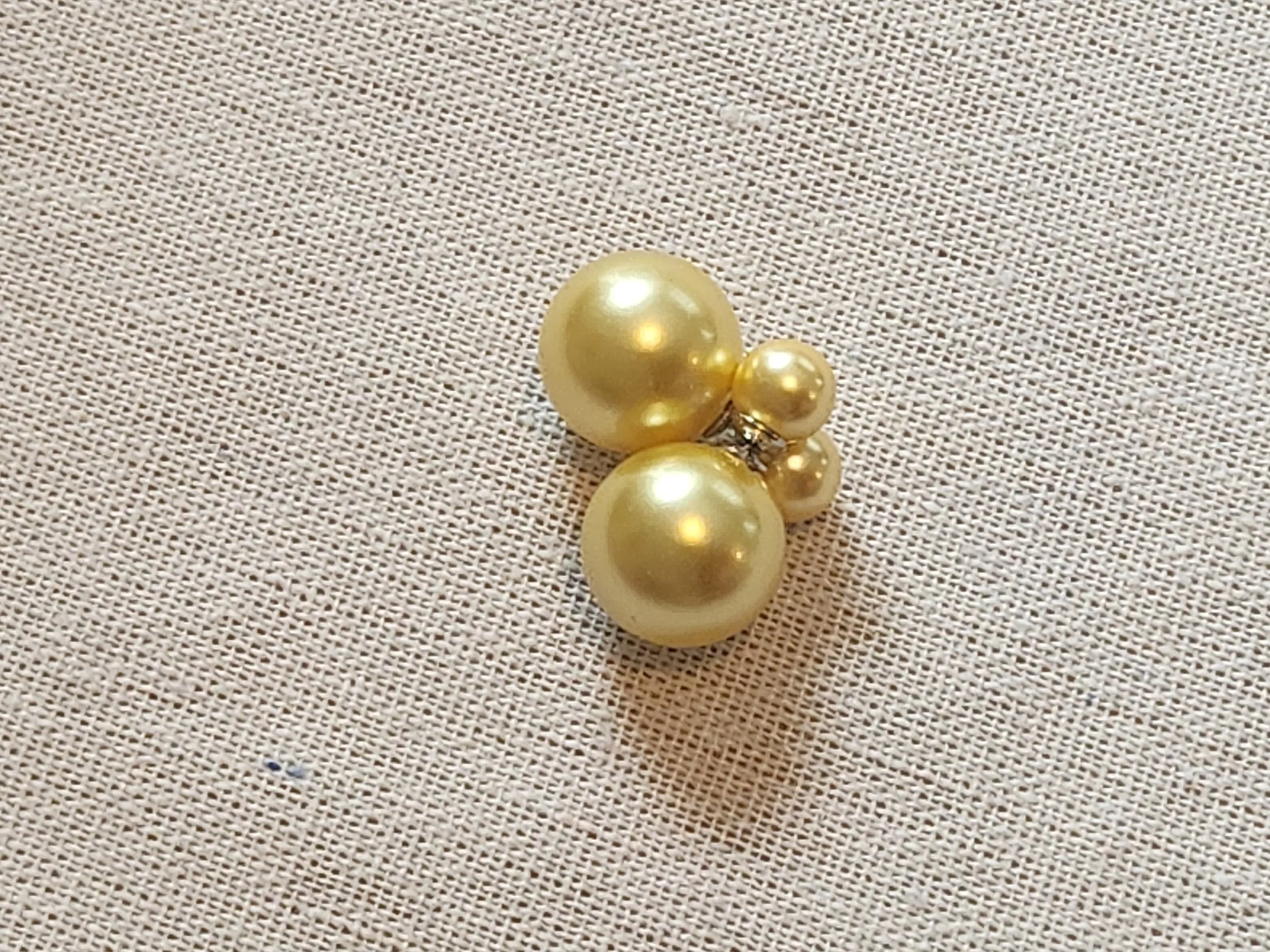 20mm shell dior style golden.jpeg