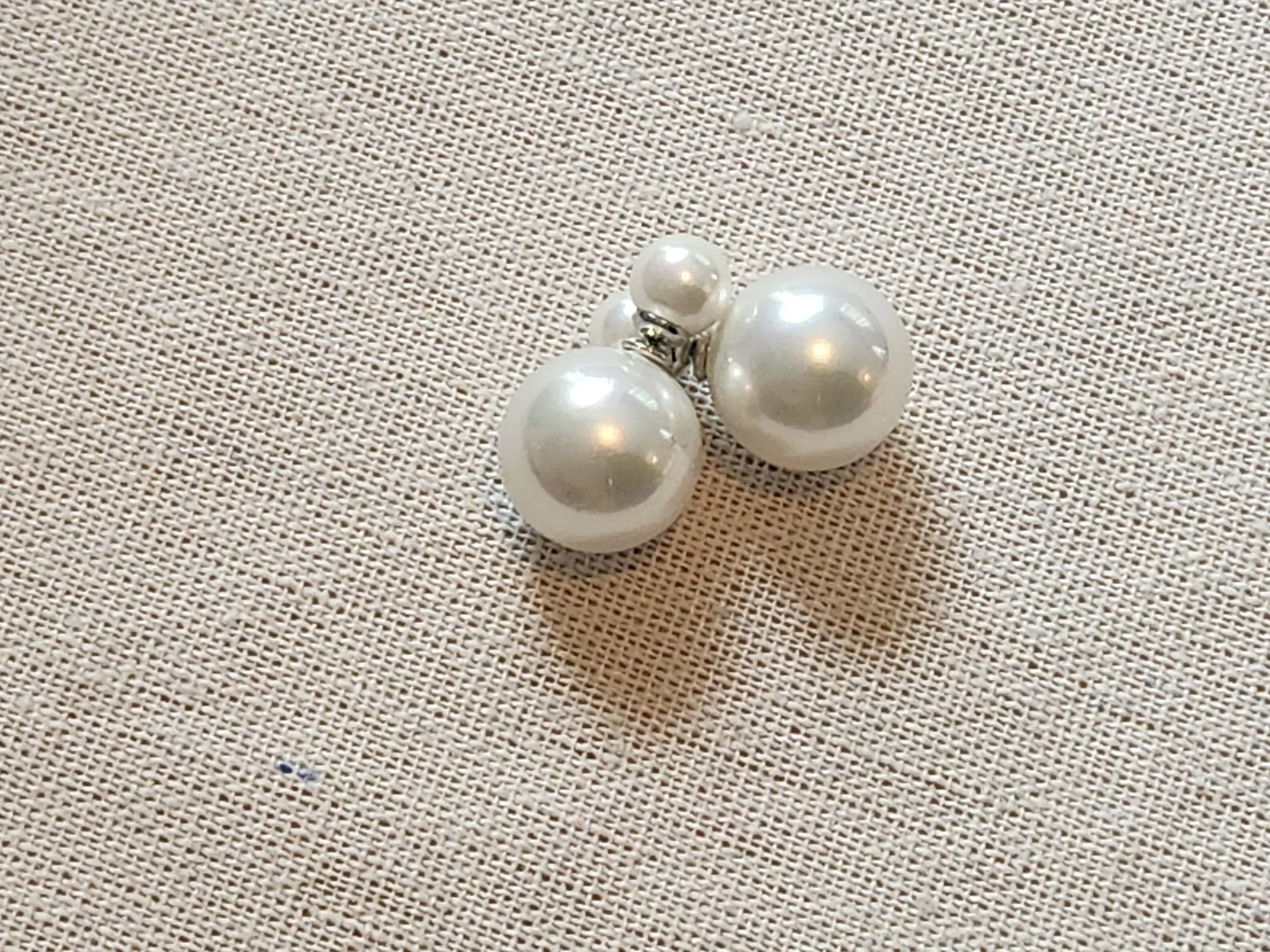 20mm shell dior style white.jpeg