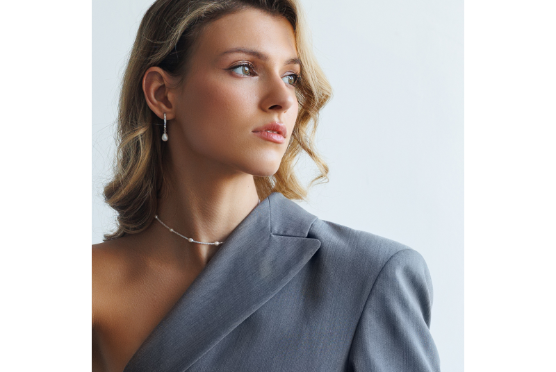 234-114-800 worn.png