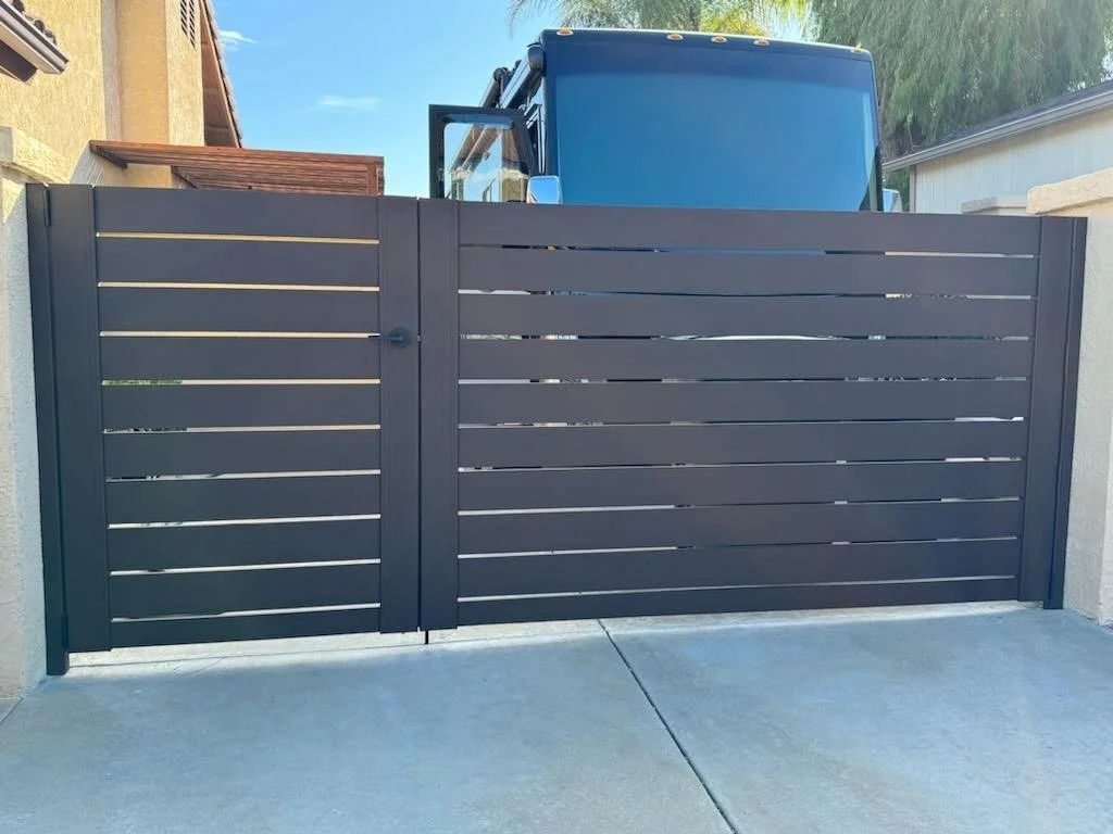 Panels_Pedestrian_Gate_Bronze_Lo.jpg