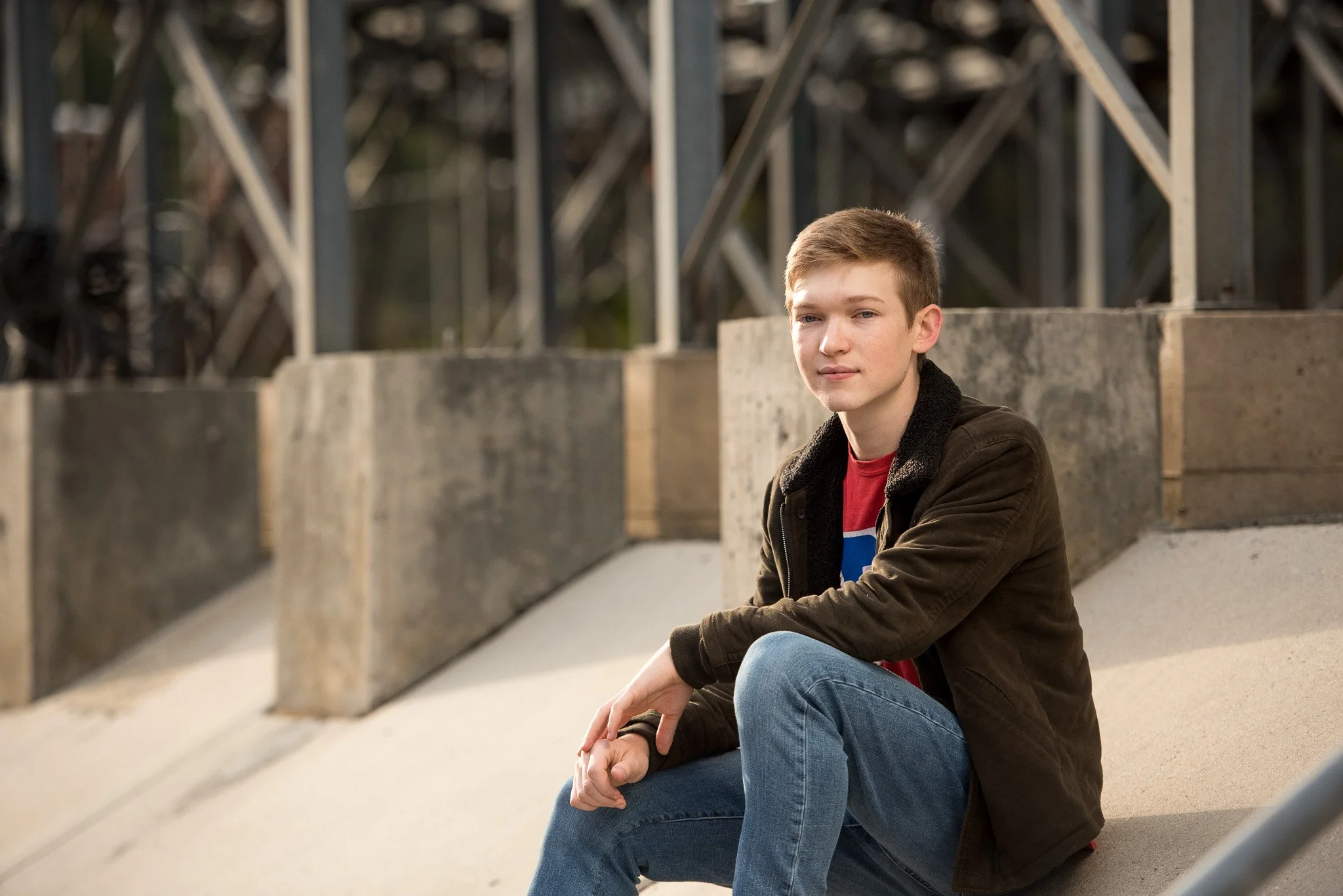 aiden-crowe-senior-portraits_oct-2020_by-lauren-barkume-117.jpg