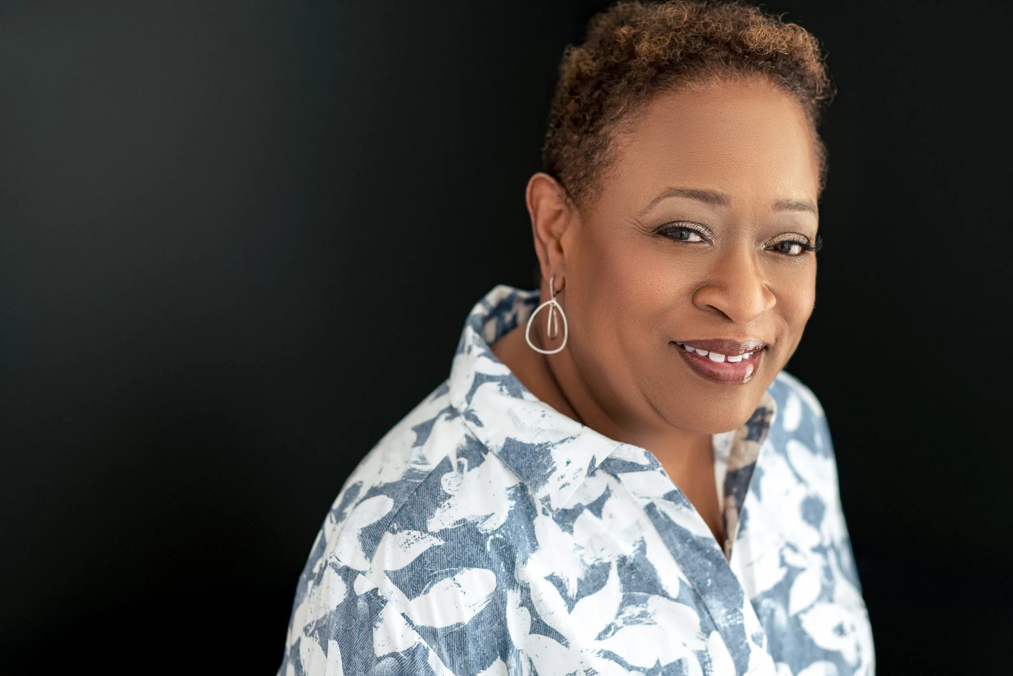 Editorial Woman Studio Portraits Curvy Black c1_by Lauren Barkume (423 of 531).jpg