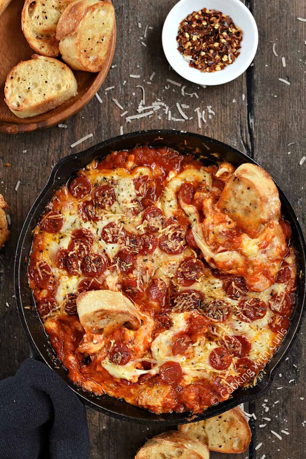 Skillet Pizza Dip