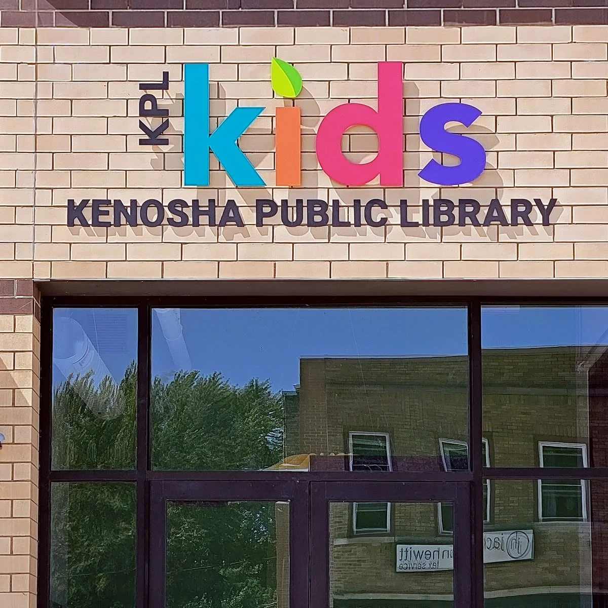 KPLKids_8_E921B524-CB76-8ACF-D2C4A24A227B25A4-e921b3a5a235c44_e921bece-9794-bb00-502587ca0a886a0a.jpg