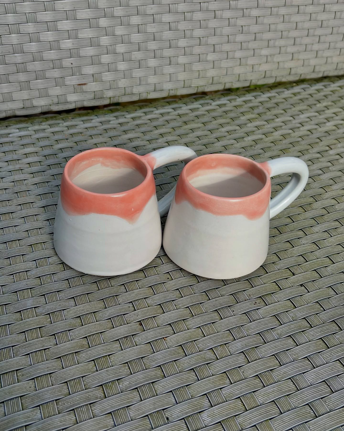 pink cuties! 🎀 not as drippy but still as cute as the others! these are 10oz and are available as a pair on my website! 

#mugs #mugsofinstagram #mugsmugsmugs #portland #portlandpottery #portlandceramics #portland #ceramics #pottery
