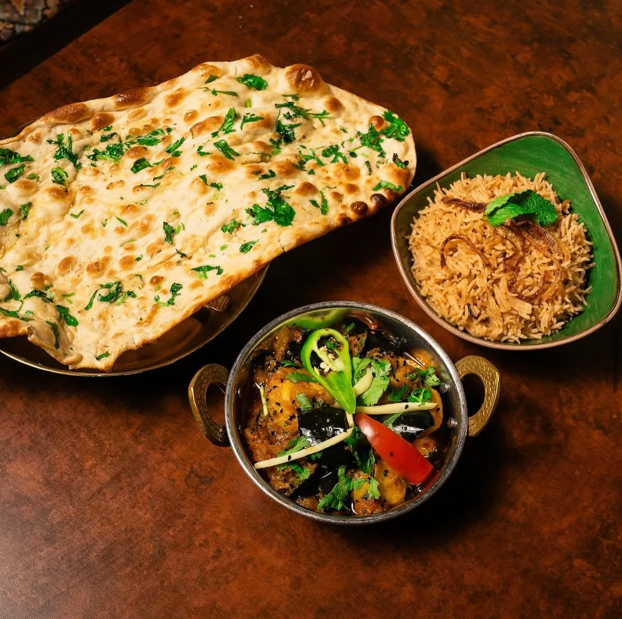 At Daata, we take pride in our award-winning Vegetarian &amp; Vegan dishes. 

Our Aloo Baingan is a guest favourite. Perfectly spiced potatoes and aubergine, especially delicious with pilau rice or a warm coriander naan. 

All our vegetarian dishes a