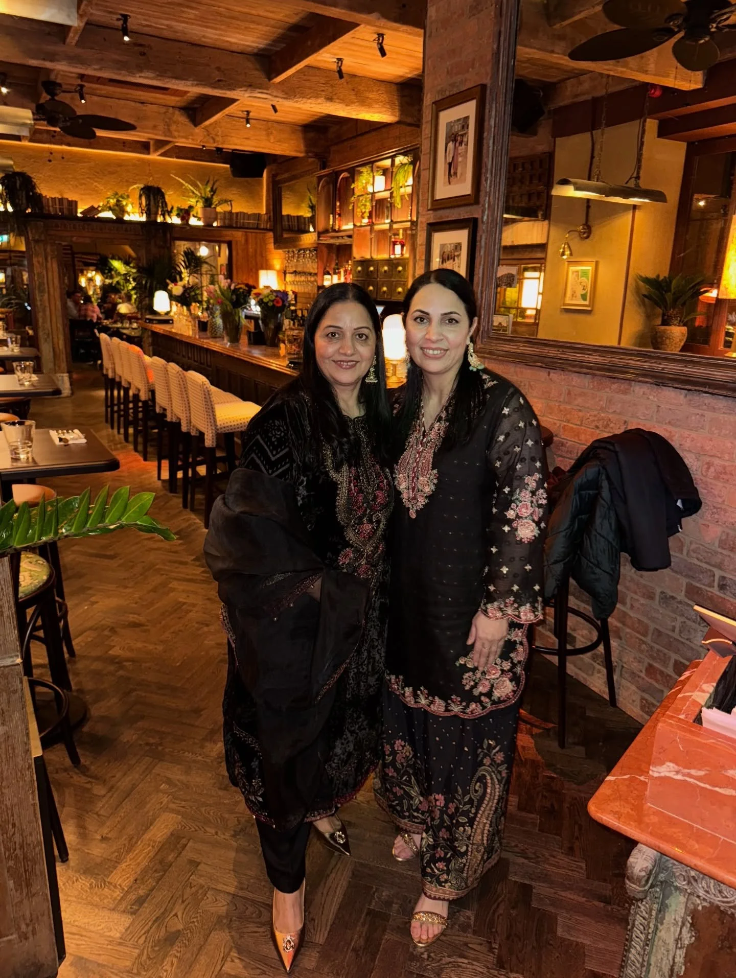 Happy Mother&rsquo;s Day from the Daata family 🤍