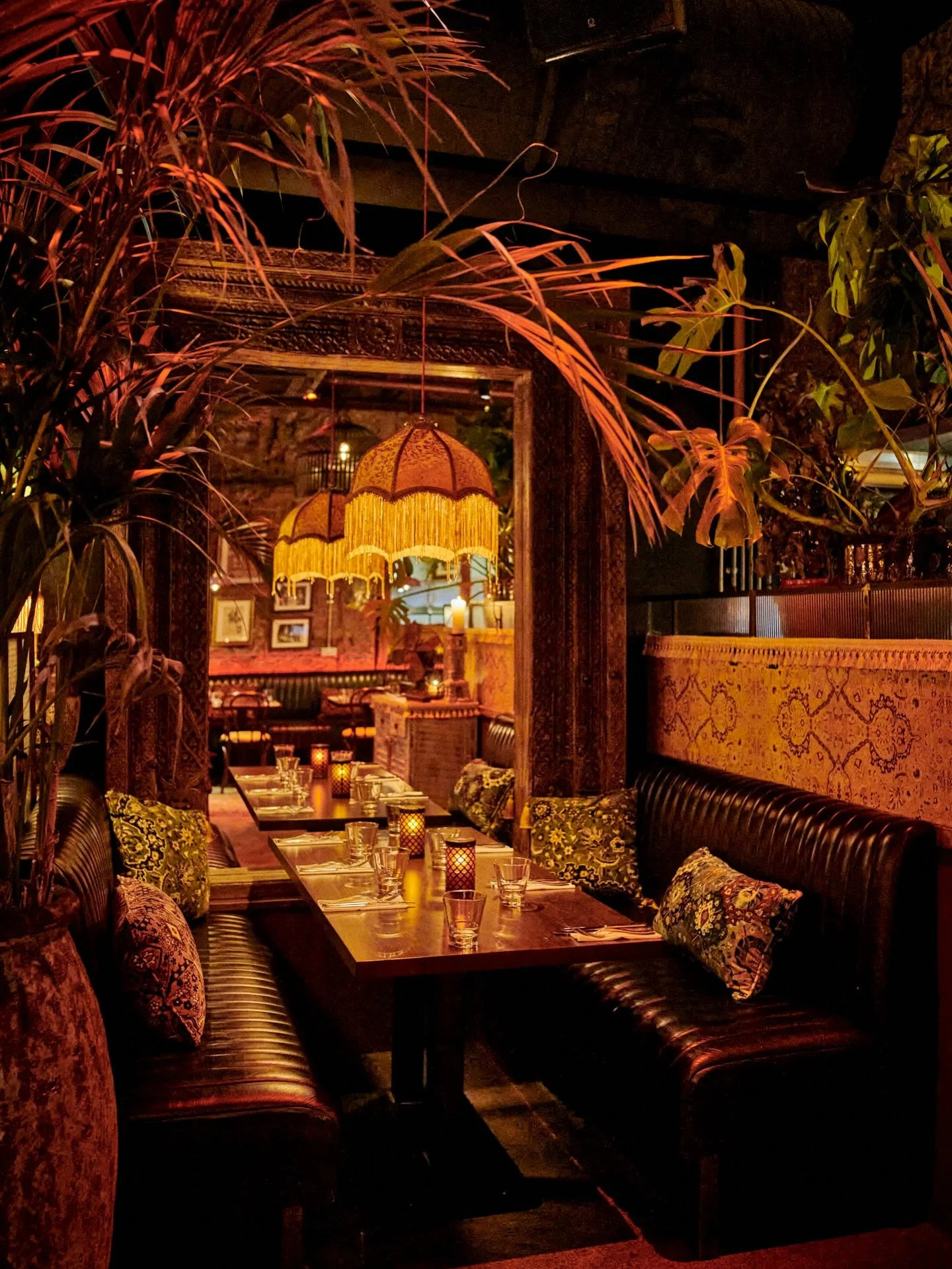 Since 1999 this is where Daata all began. A small family takeaway that grew with the town, just steps from Bray Beach where generations have come for day trips, sea air, and something good to eat.

The perfect day trip to explore the beautiful seasid