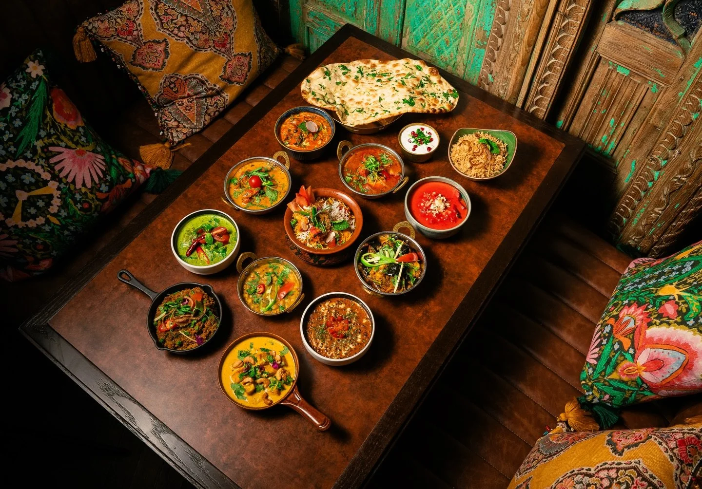 The Daata Feast 😍

All your favourite Pakistani classics alongside our originals available for dine in and takeout.