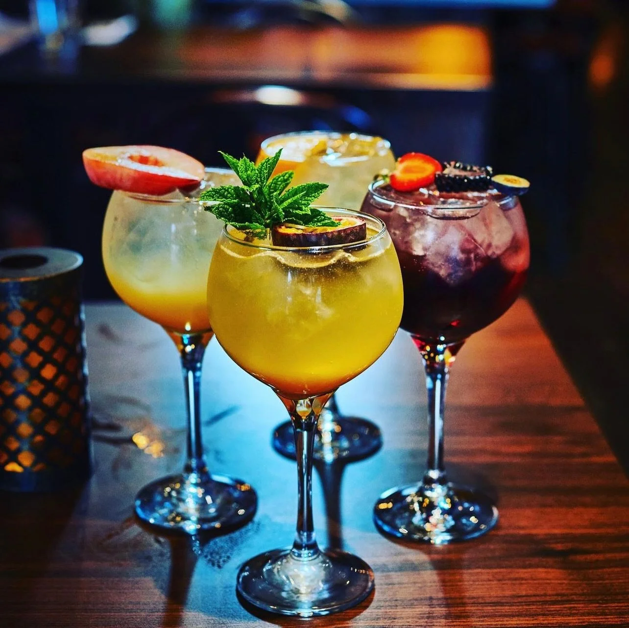 Our gin serves have been carefully handpicked to pair perfectly with Pakistani food. Refreshing tonics, fresh flavours and the perfect balance for sunny days at Daata.