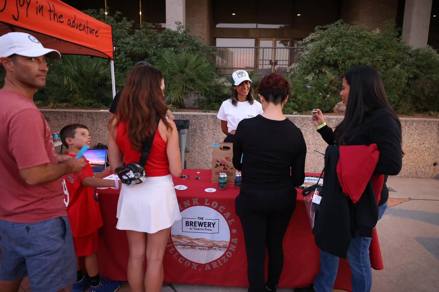 We had a blast at hockey and hops on Saturday Can&rsquo;t wait till next year.

Tucson Roadrunners 

#HockeyAndHops #DrinkLocal #SouthernAZBeer #TucsonRoadrunners #BeerLoversUnite #CraftBeerAZ #SupportLocalBreweries #ArizonaBeer