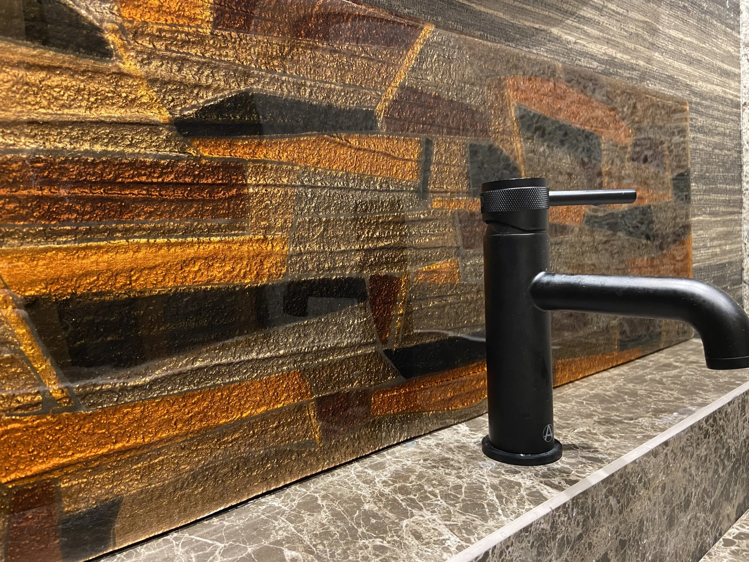 Glass splashback copper foil backed glass