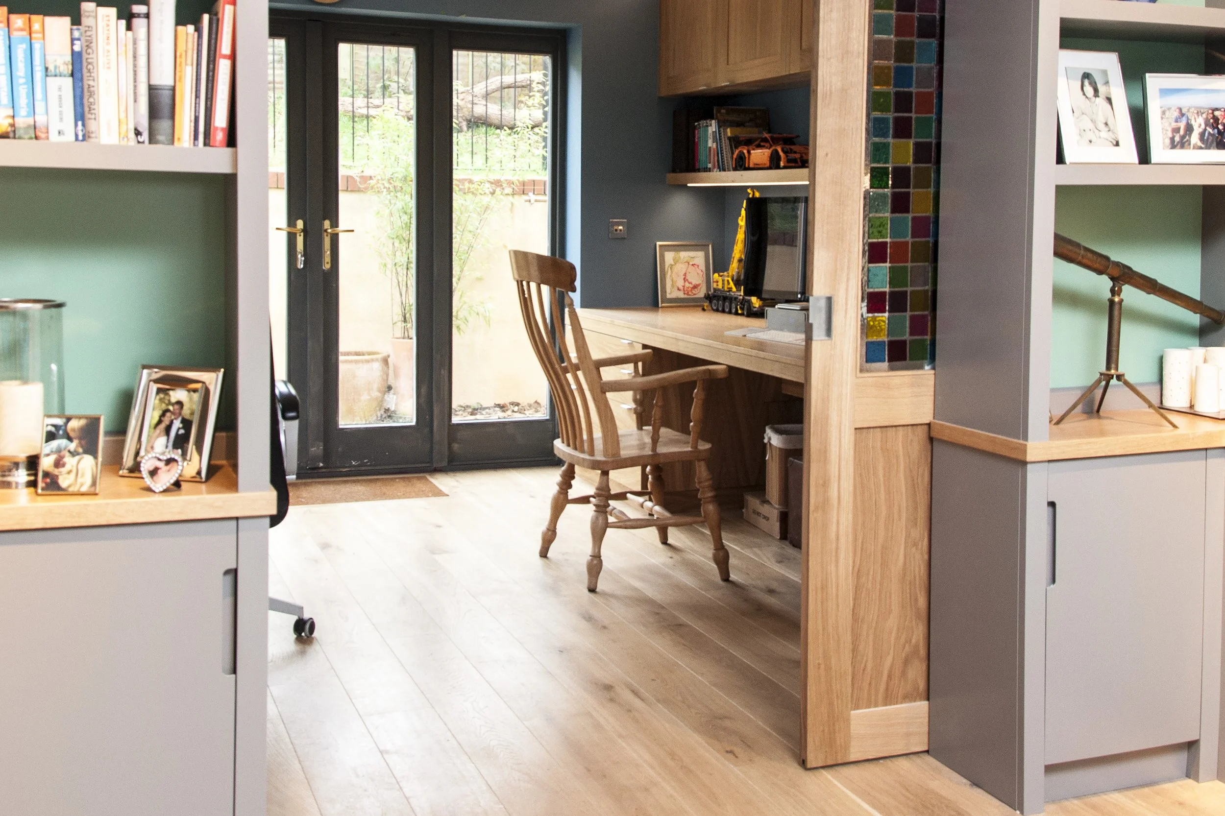 Geometric bespoke glass by Jo Vincent