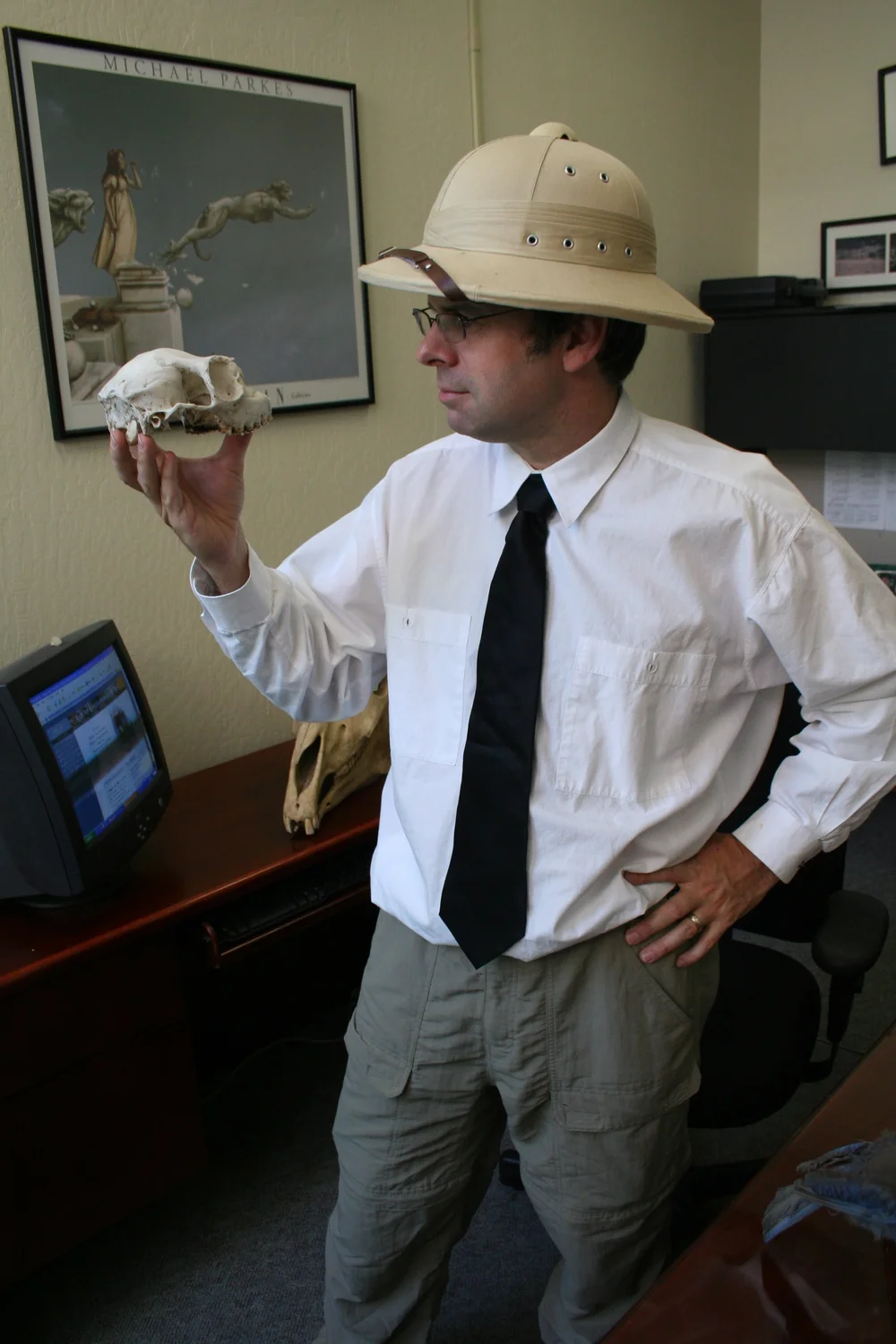 Robert Beauchamp as the Zookeeper