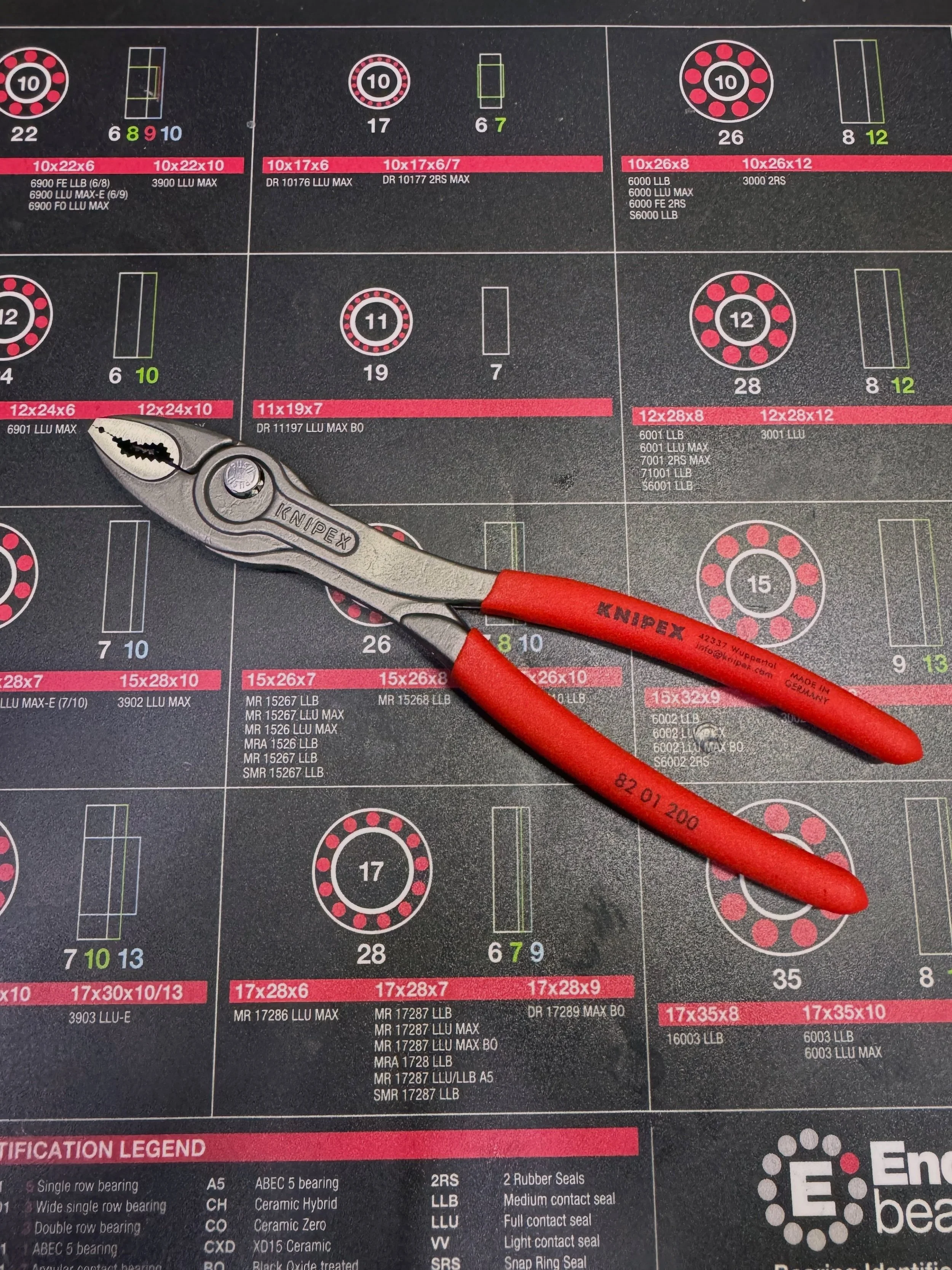 Keeping the workshop stocked with the right tools is all part of delivering the best service.

This week&rsquo;s additions:
🔧 Knipex pliers
🔧 Sapim spoke keys
🔧 KMC chain checker with compatibility for both standard and flat-top chains

Investing 