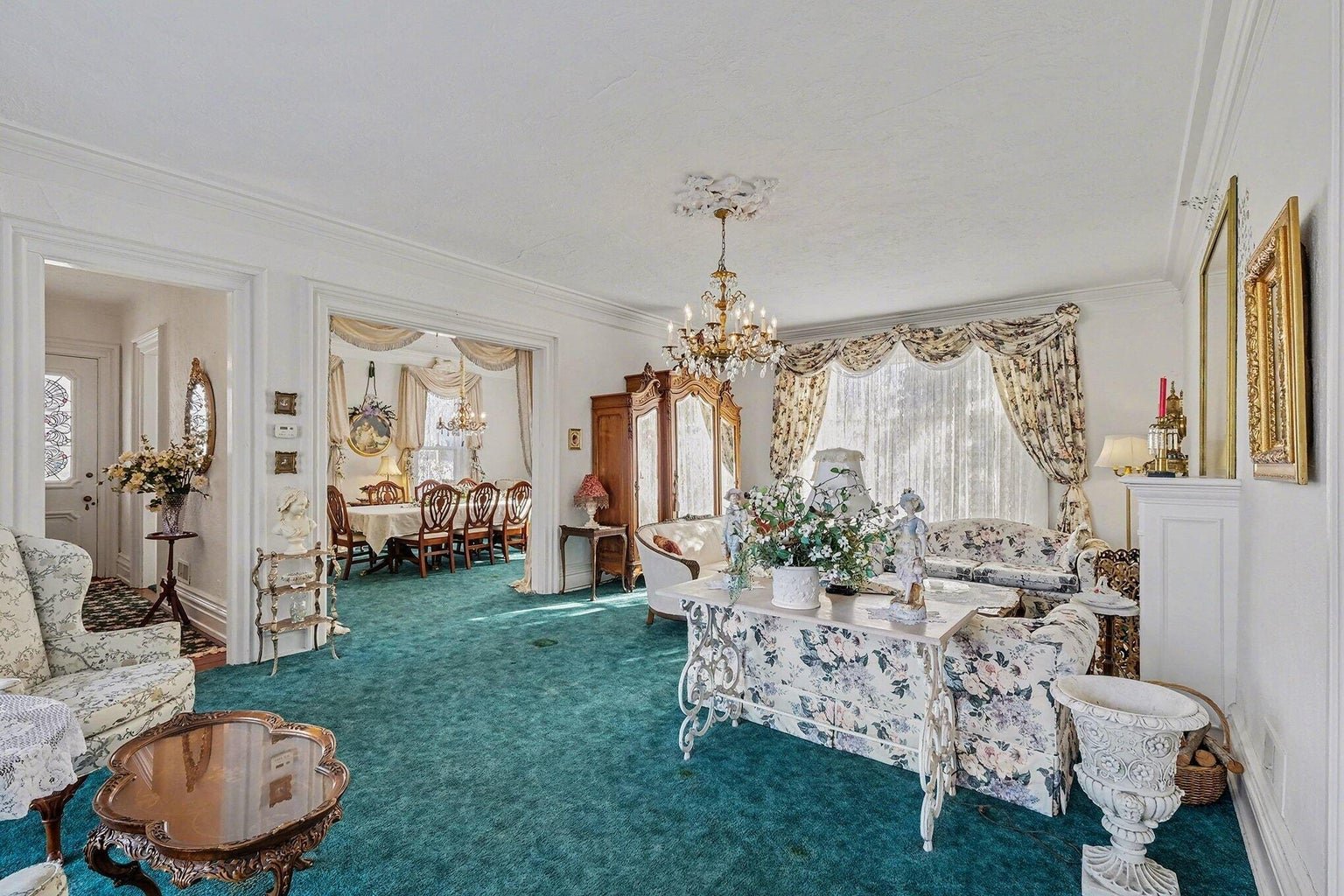 Weeping Pines Manor2.jpg