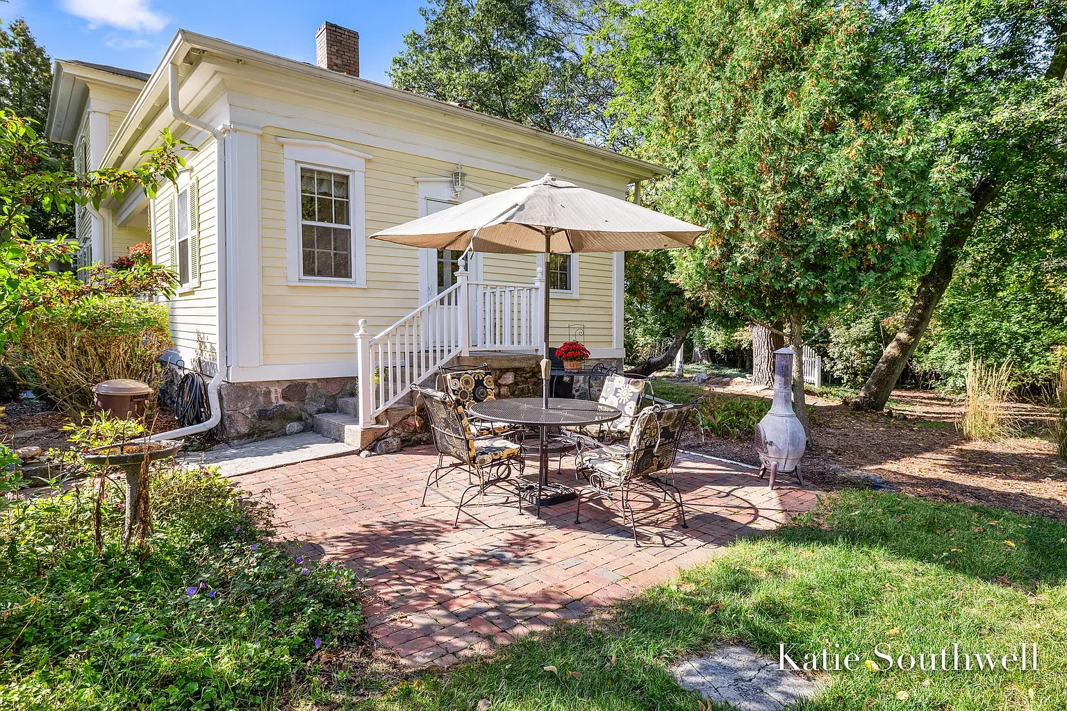 victorian farmhouse 3.webp
