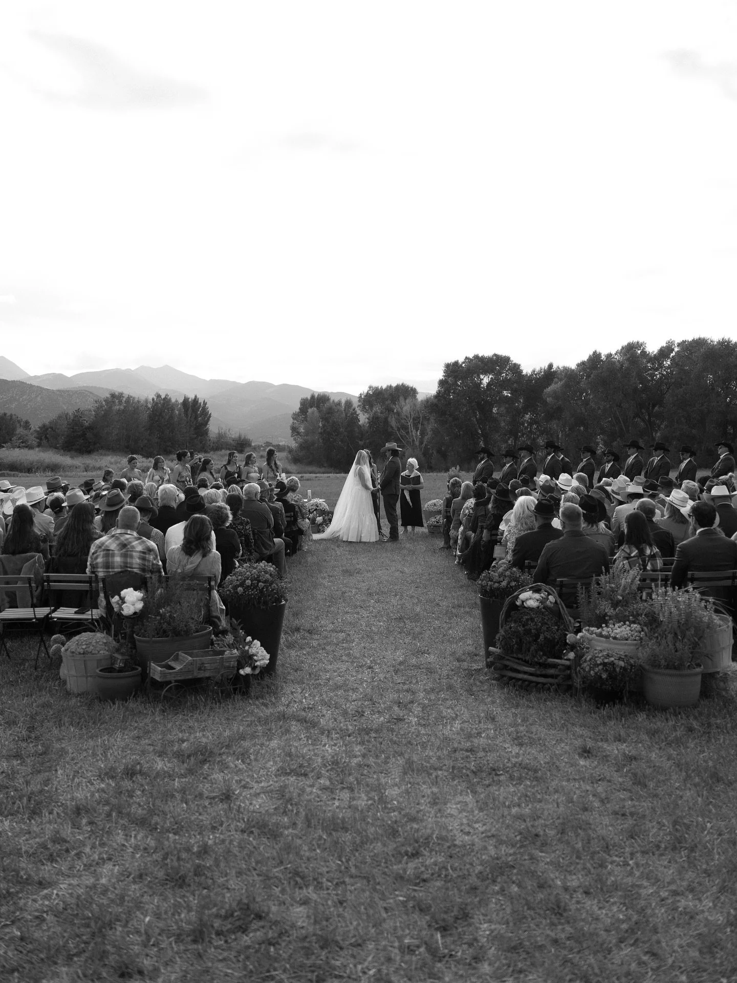 A &amp; E&rsquo;s day was one of a kind. Instead of searching for the perfect venue, they created their own by purchasing a breathtaking piece of land in Salida, Colorado, and setting a grand tent under the open sky.

With western touches and all the