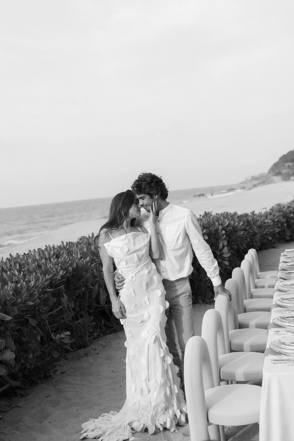 Editorial beach wedding inspiration in Mexico featuring modern ceremony design and soft coastal colors photographed by destination wedding photographer Victoria Kait