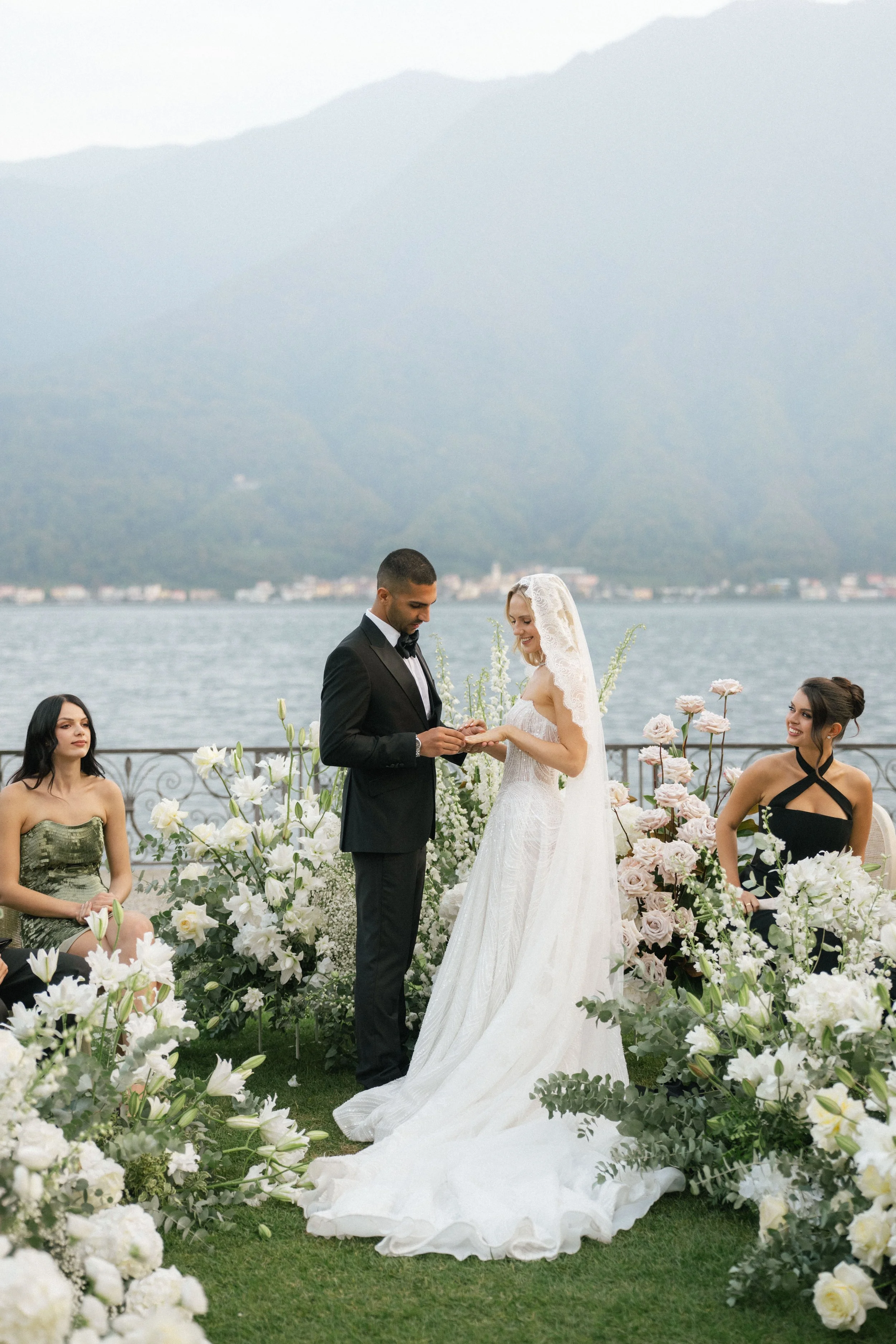 KAIT Lake Como Photographer-149.jpg