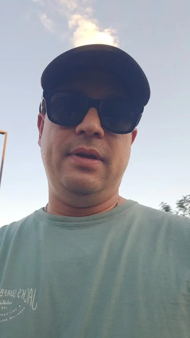 Talking about grip tape, new tech, and rumors.
#onewheel #onewheelnation #rideonewheel #stickyrider